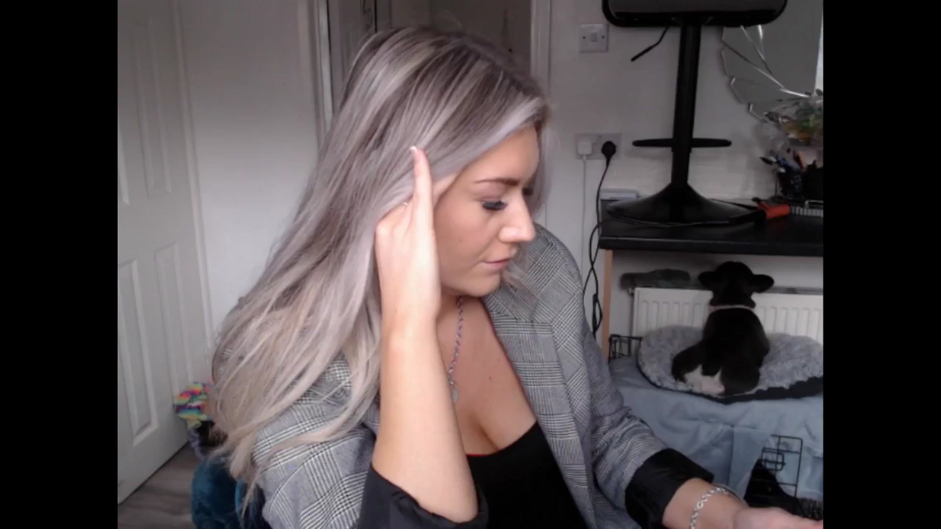 Gallery image thumbnail from LovelyLucy25's myfreecams stream on, 01/24/2025, 10:05 image 12 of 20