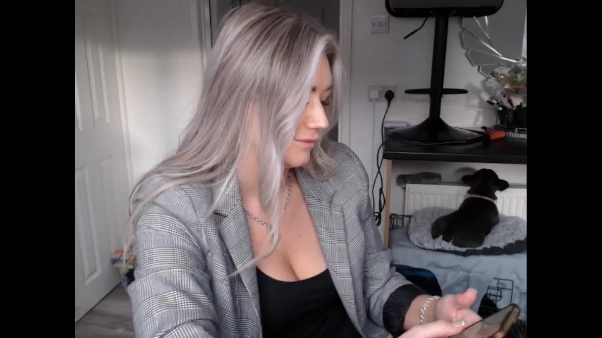 Gallery image thumbnail from LovelyLucy25's myfreecams stream on, 01/24/2025, 10:05 image 14 of 20
