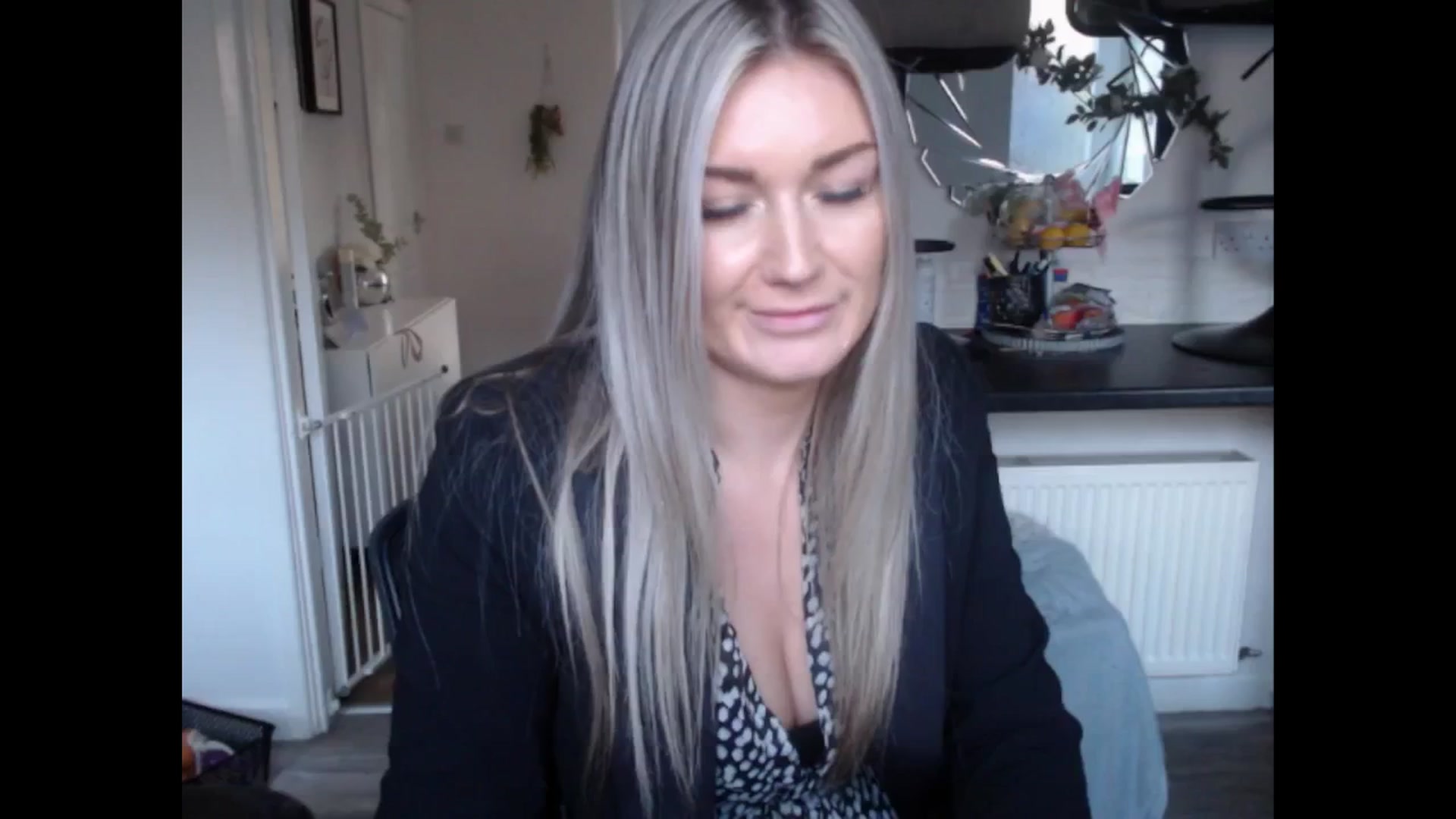 Gallery image thumbnail from LovelyLucy25's myfreecams stream on, 01/30/2025, 16:28 image 9 of 20