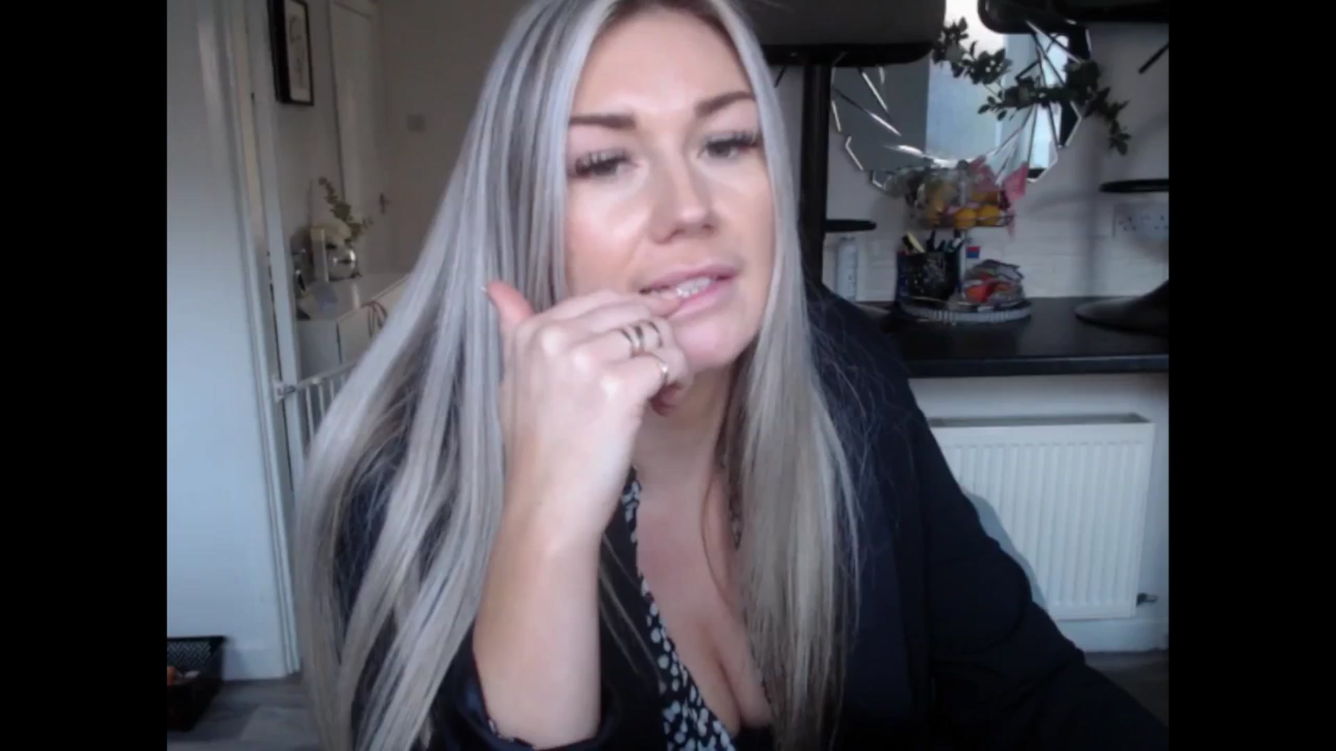 Gallery image thumbnail from LovelyLucy25's myfreecams stream on, 01/30/2025, 16:28 image 8 of 20