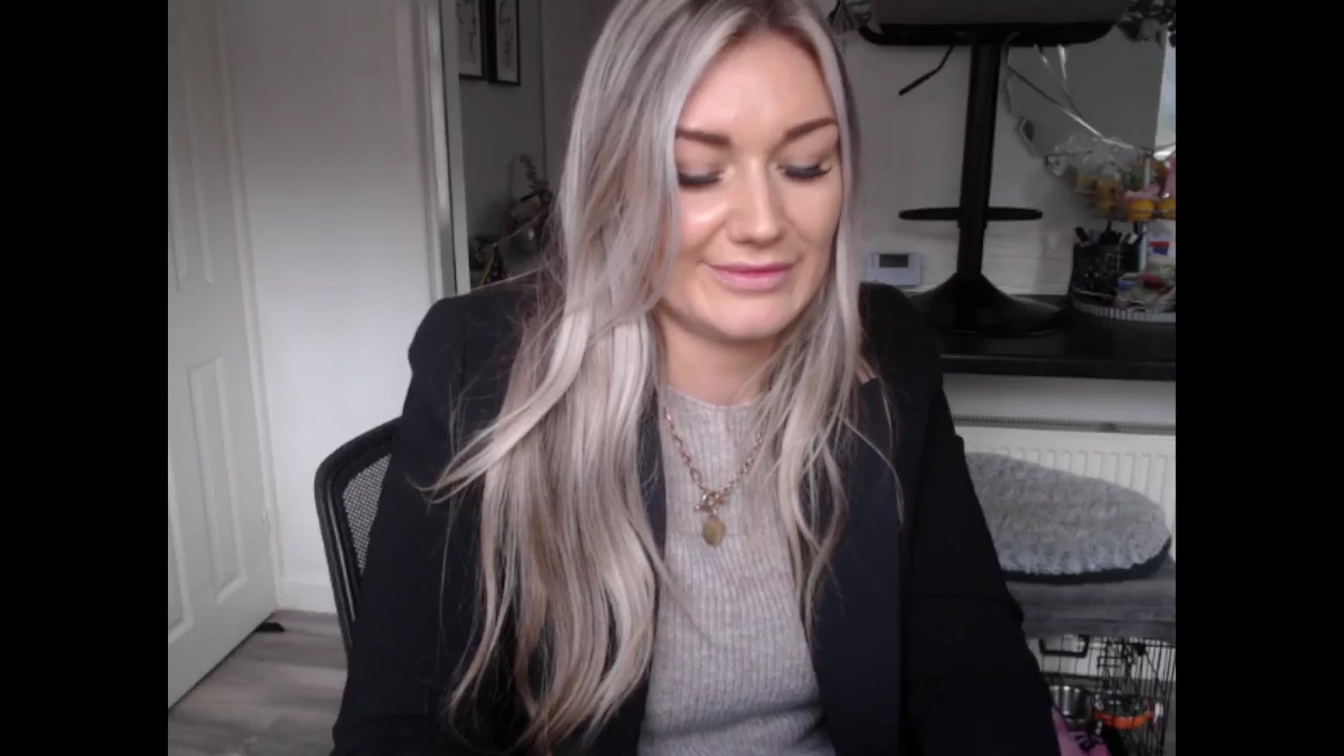 Gallery image thumbnail from LovelyLucy25's myfreecams stream on, 01/31/2025, 14:28 image 9 of 20