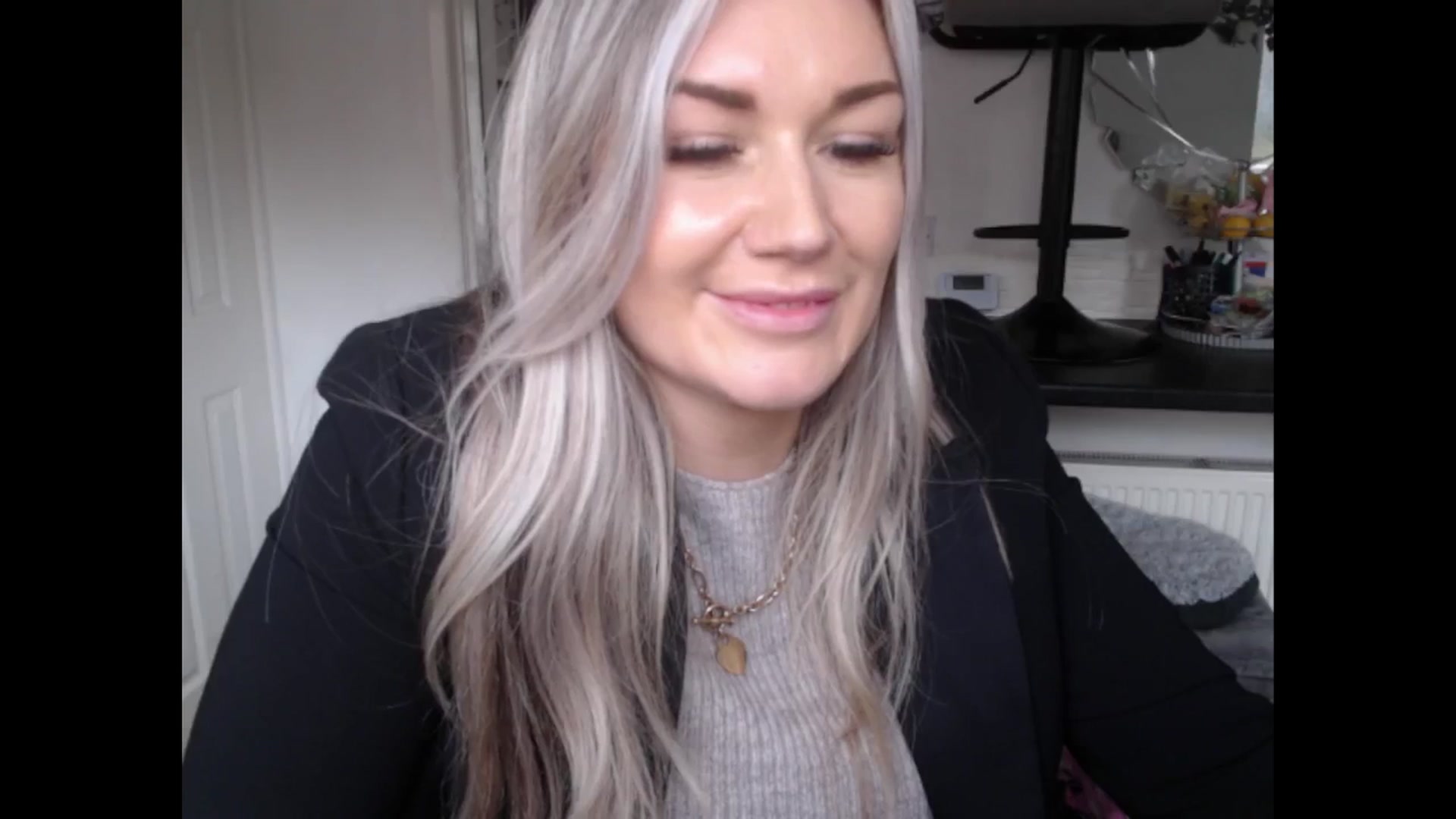 Gallery image thumbnail from LovelyLucy25's myfreecams stream on, 01/31/2025, 14:28 image 12 of 20