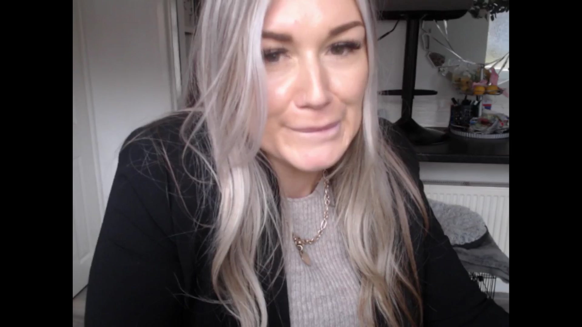 Gallery image thumbnail from LovelyLucy25's myfreecams stream on, 01/31/2025, 15:12 image 17 of 20