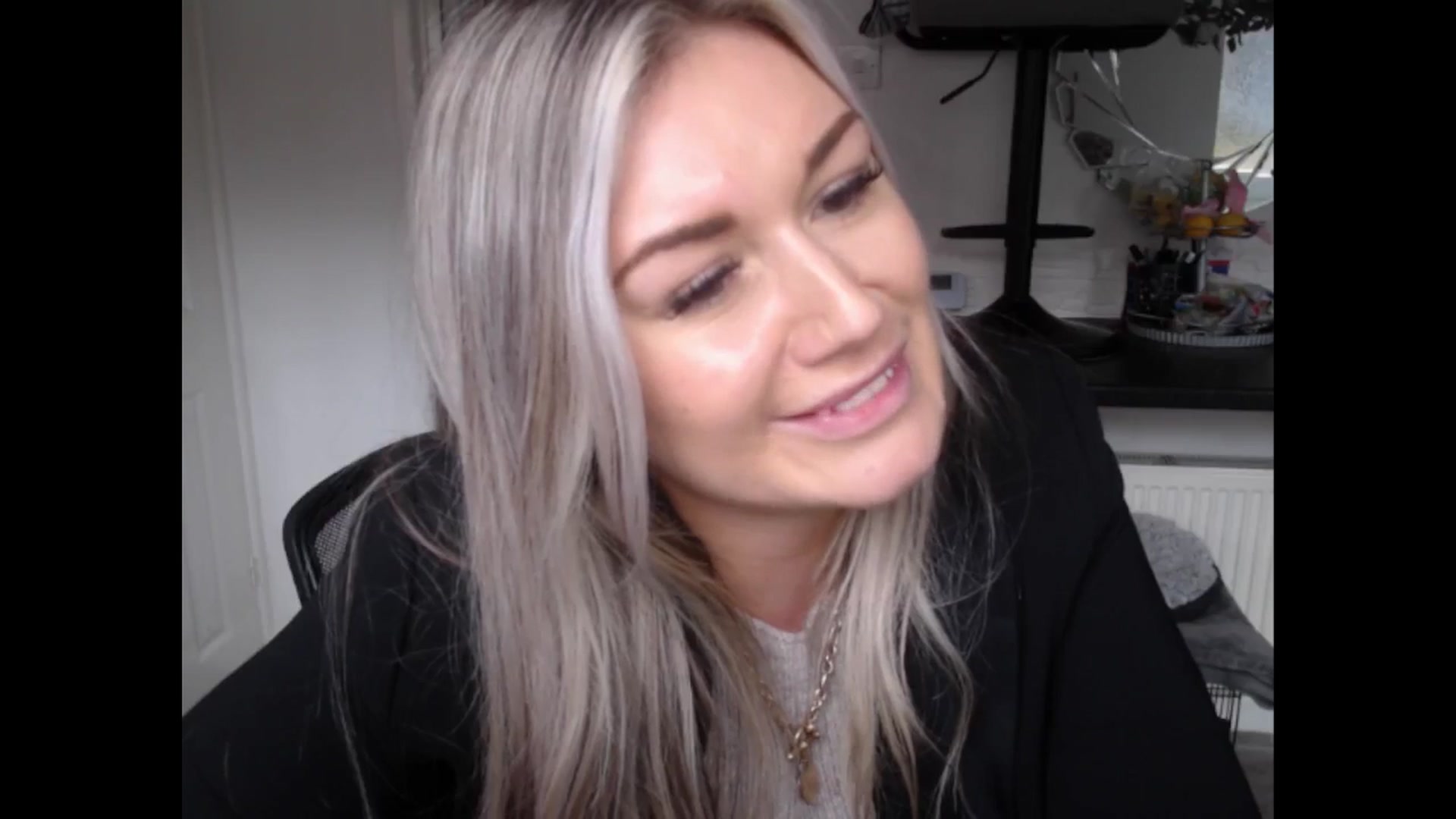 Gallery image thumbnail from LovelyLucy25's myfreecams stream on, 01/31/2025, 15:12 image 3 of 20