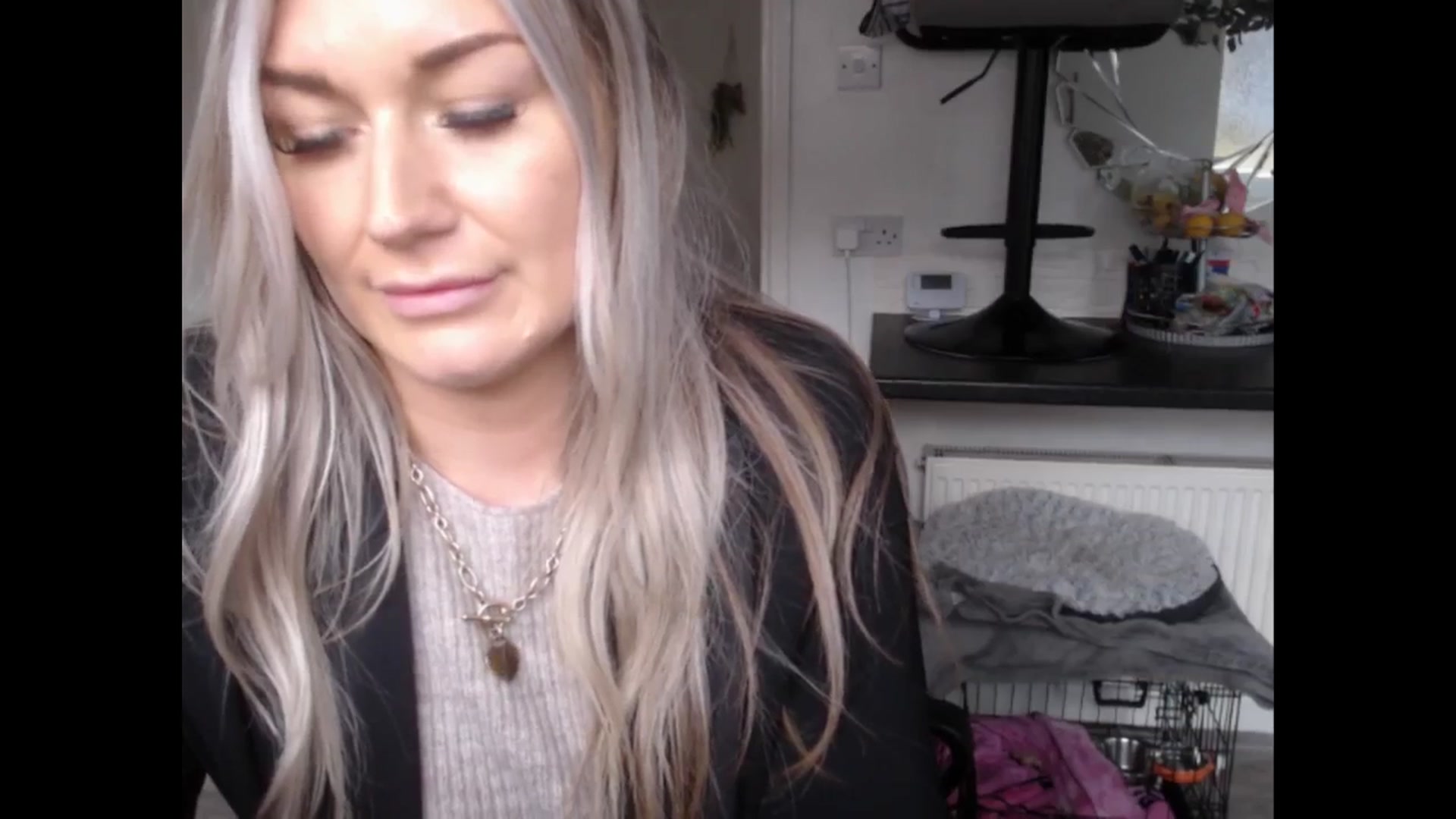 Gallery image thumbnail from LovelyLucy25's myfreecams stream on, 01/31/2025, 15:12 image 16 of 20