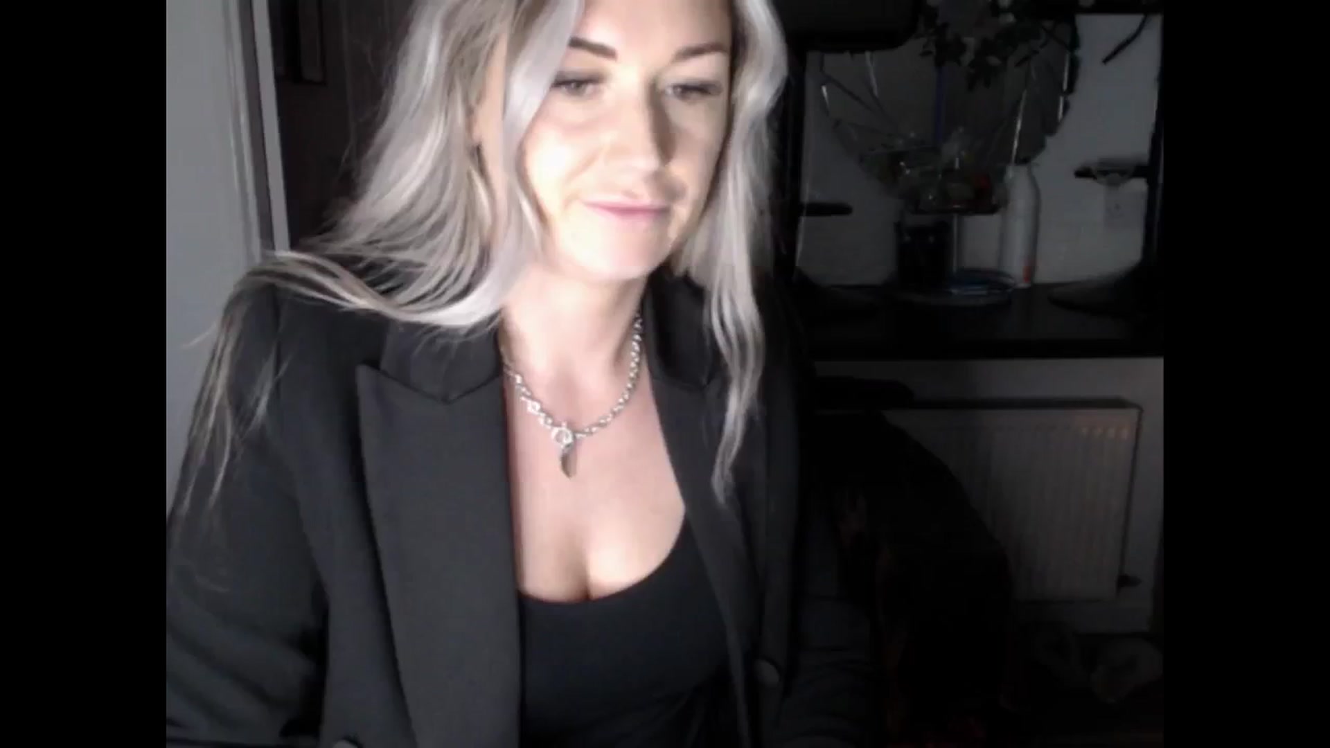 Gallery image thumbnail from LovelyLucy25's myfreecams stream on, 02/04/2025, 17:52 image 3 of 20