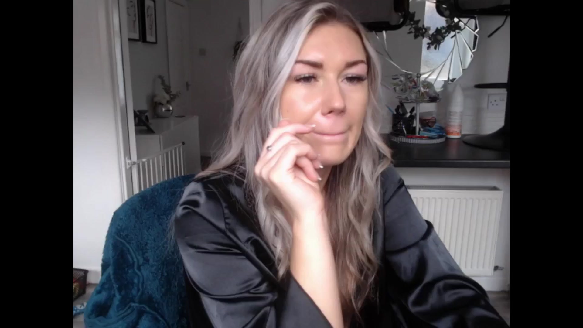 Gallery image thumbnail from LovelyLucy25's myfreecams stream on, 02/07/2025, 09:56 image 3 of 20