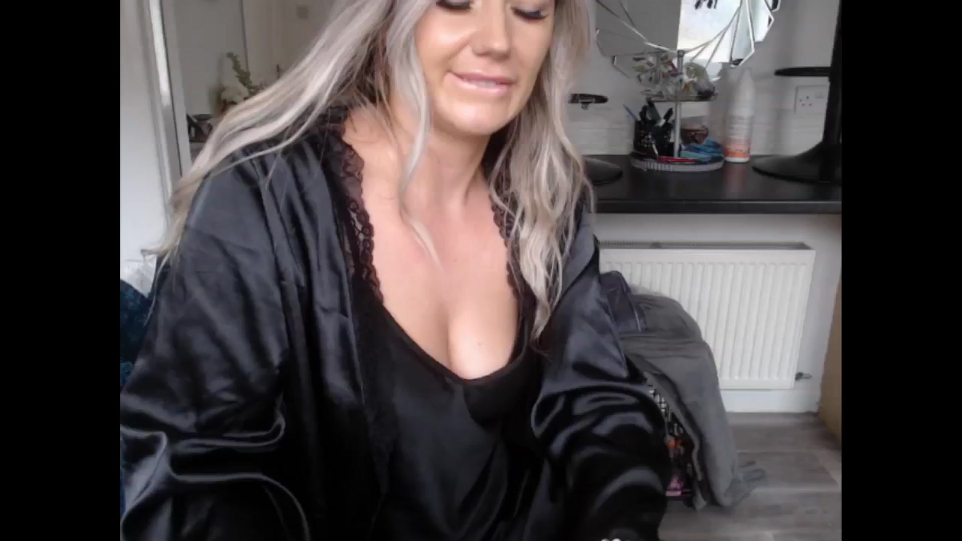 Gallery image thumbnail from LovelyLucy25's myfreecams stream on, 02/07/2025, 11:27 image 4 of 20