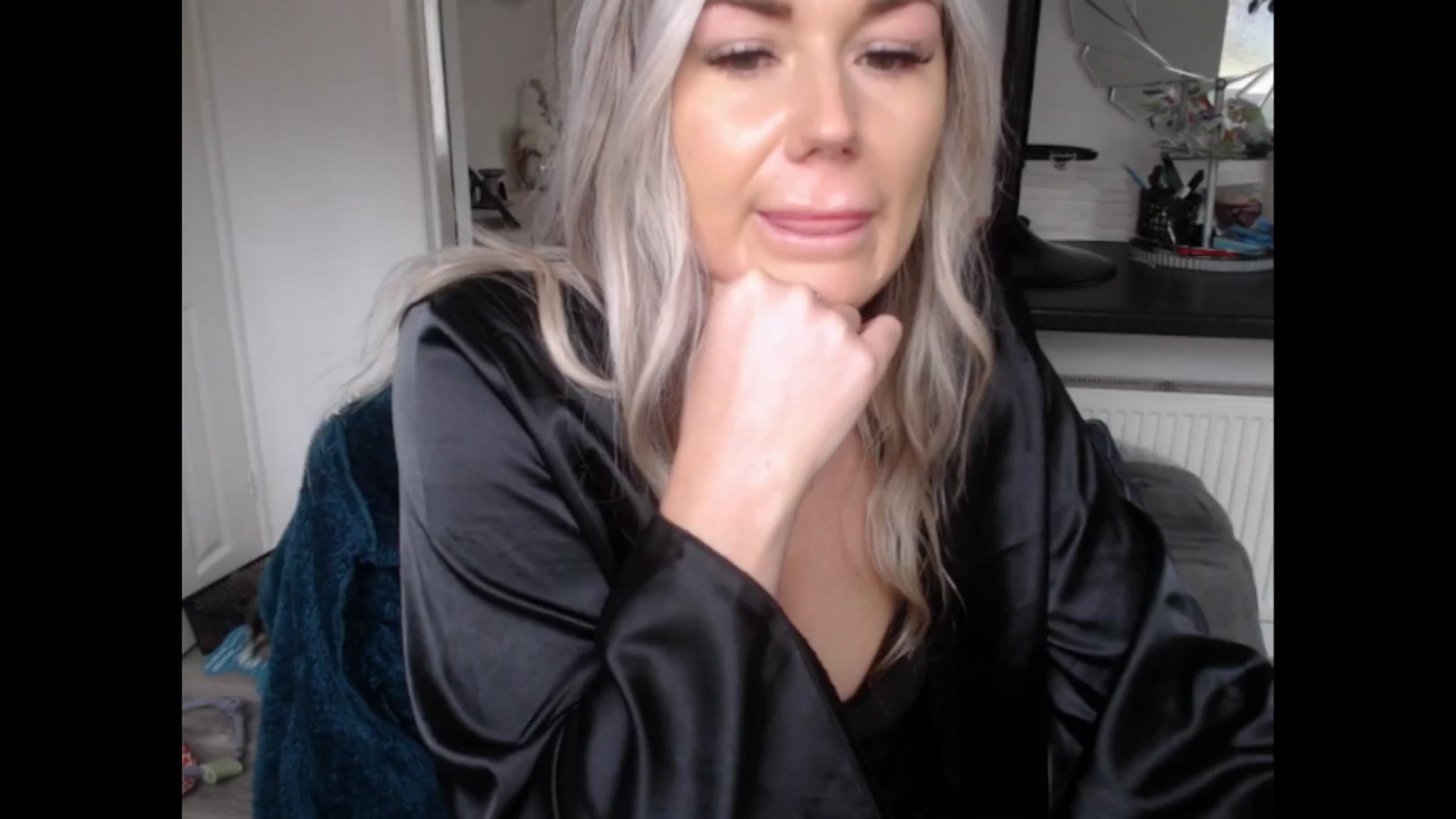 Gallery image thumbnail from LovelyLucy25's myfreecams stream on, 02/07/2025, 11:27 image 14 of 20