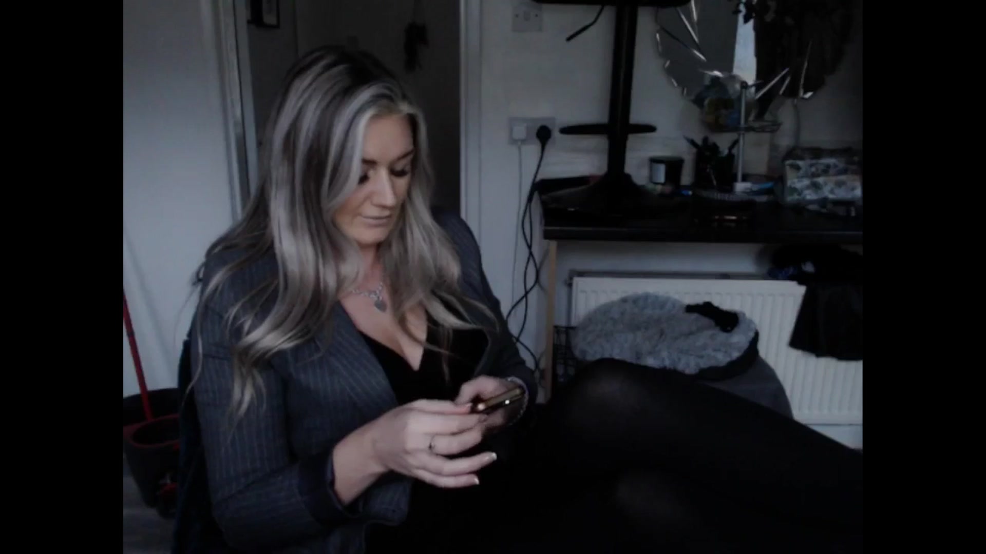 Gallery image thumbnail from LovelyLucy25's myfreecams stream on, 02/11/2025, 16:54 image 6 of 20