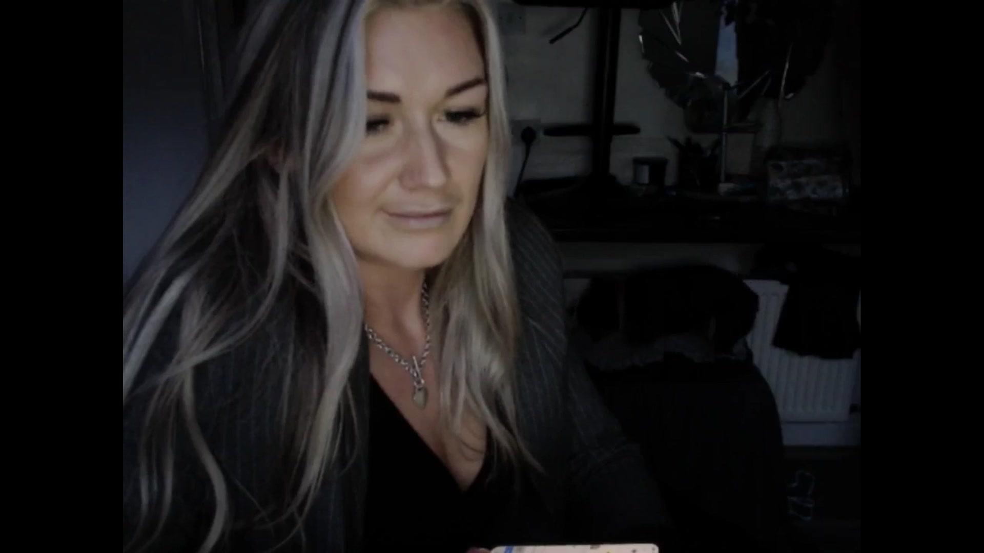 Gallery image thumbnail from LovelyLucy25's myfreecams stream on, 02/11/2025, 17:18 image 13 of 20