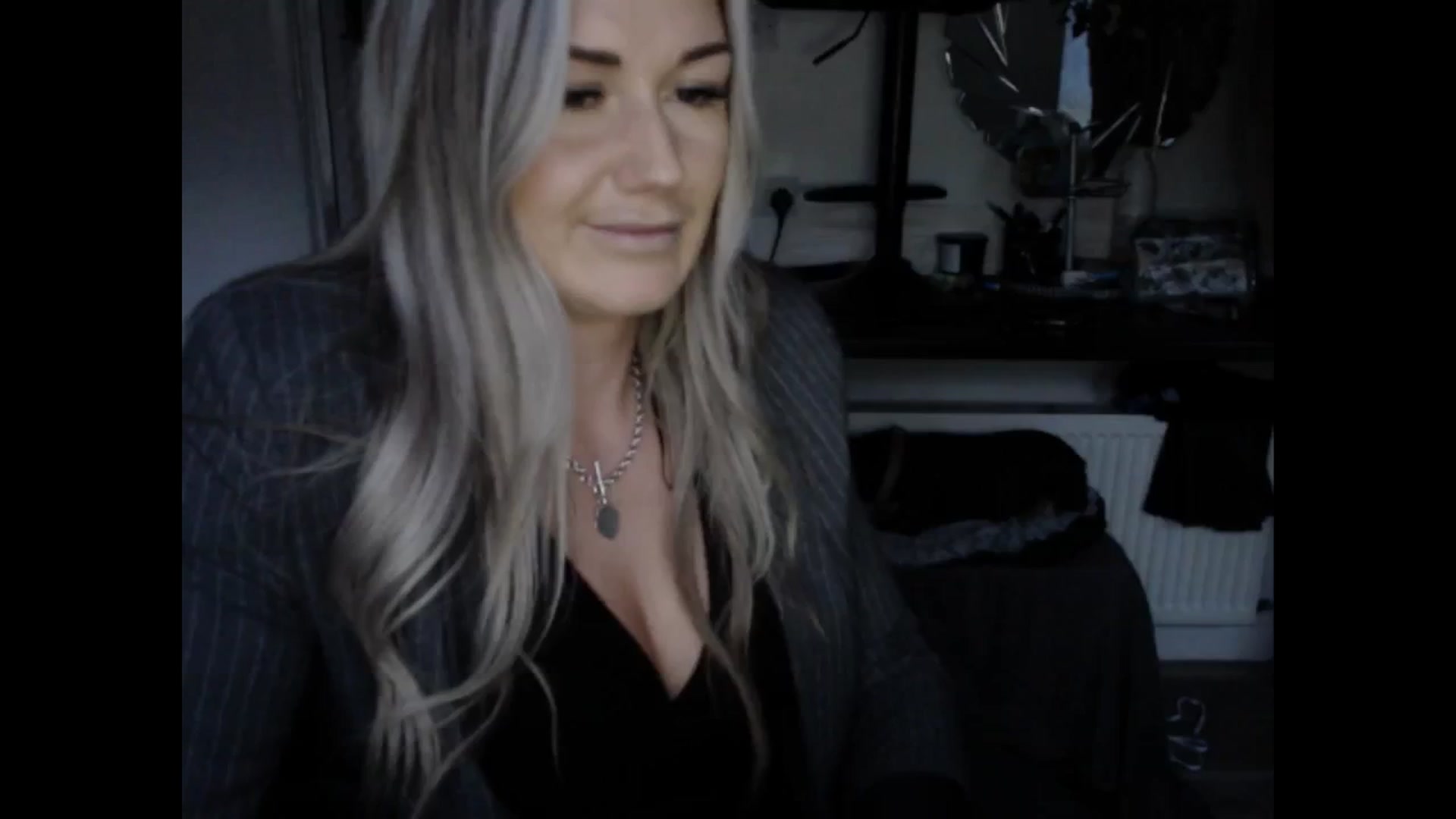 Gallery image thumbnail from LovelyLucy25's myfreecams stream on, 02/11/2025, 17:18 image 3 of 20