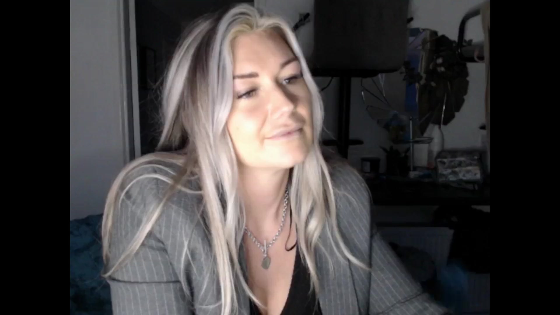 Gallery image thumbnail from LovelyLucy25's myfreecams stream on, 02/11/2025, 17:18 image 20 of 20