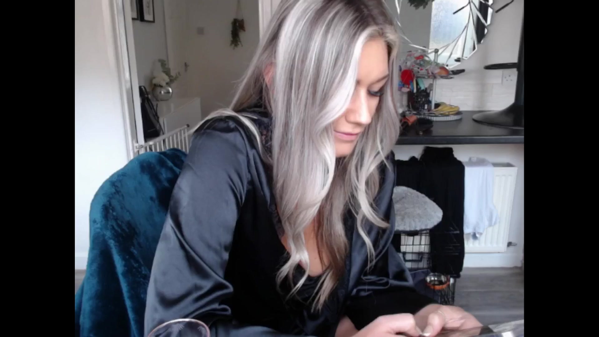 Gallery image thumbnail from LovelyLucy25's myfreecams stream on, 03/01/2025, 14:16 image 11 of 20