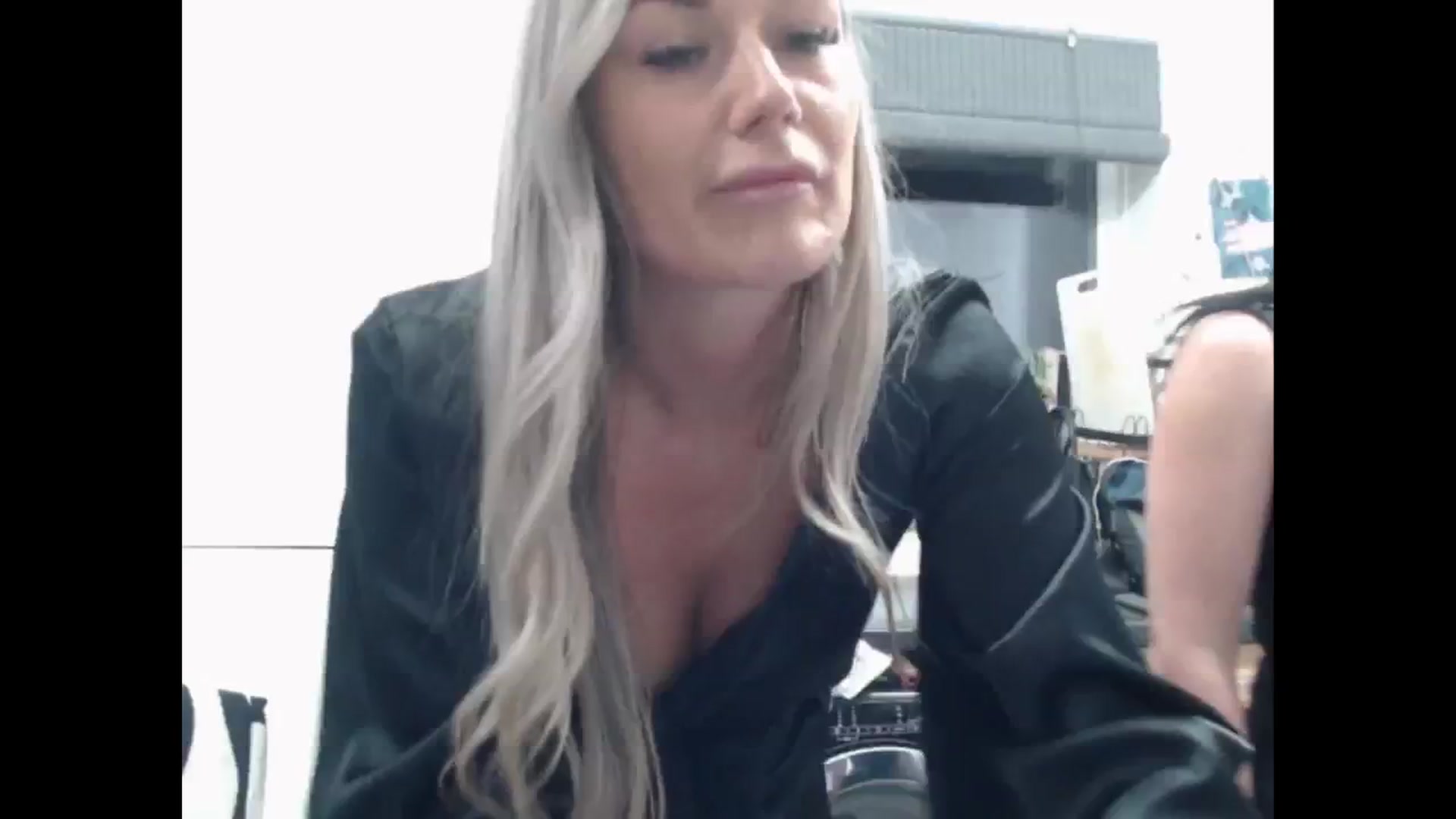 Gallery image thumbnail from LovelyLucy25's myfreecams stream on, 03/01/2025, 18:36 image 12 of 20