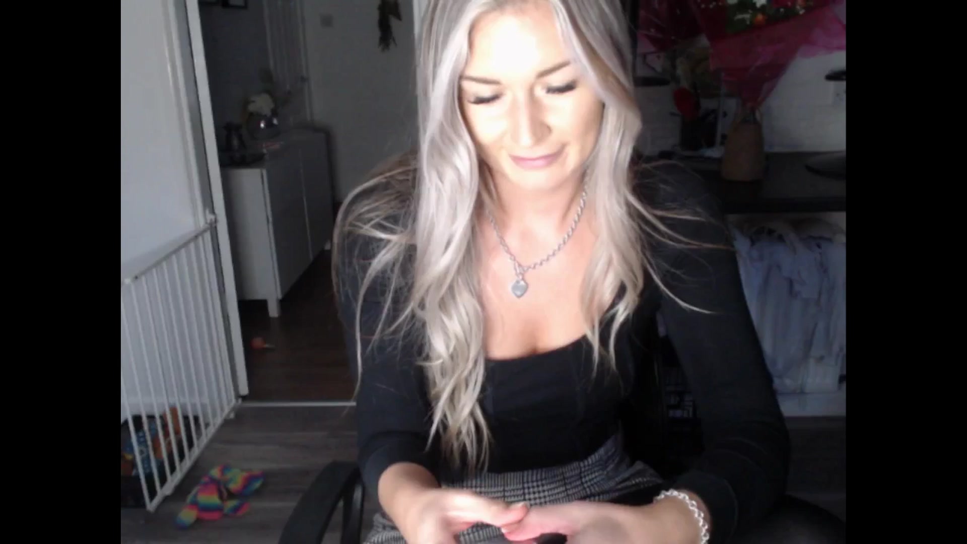 Gallery image thumbnail from LovelyLucy25's myfreecams stream on, 03/11/2025, 18:14 image 20 of 20