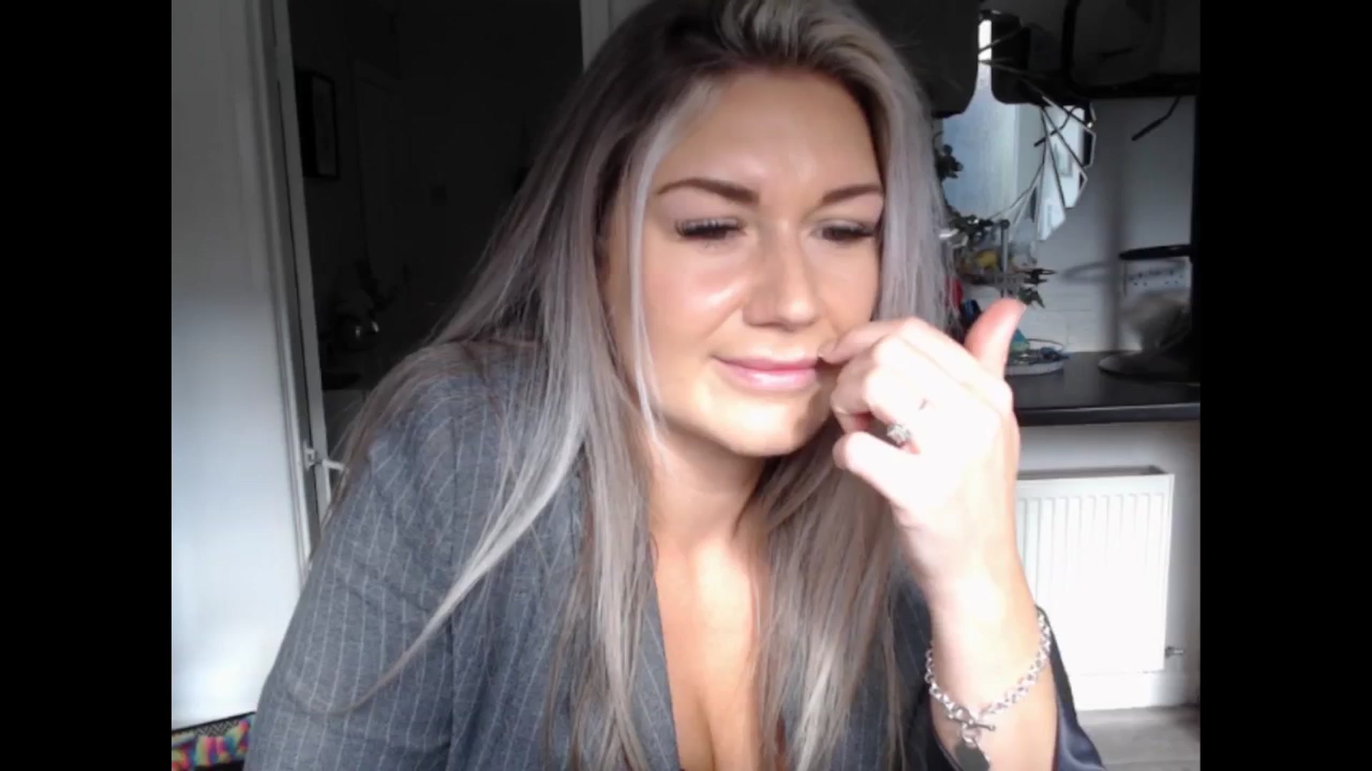 Gallery image thumbnail from LovelyLucy25's myfreecams stream on, 03/14/2025, 09:48 image 11 of 20