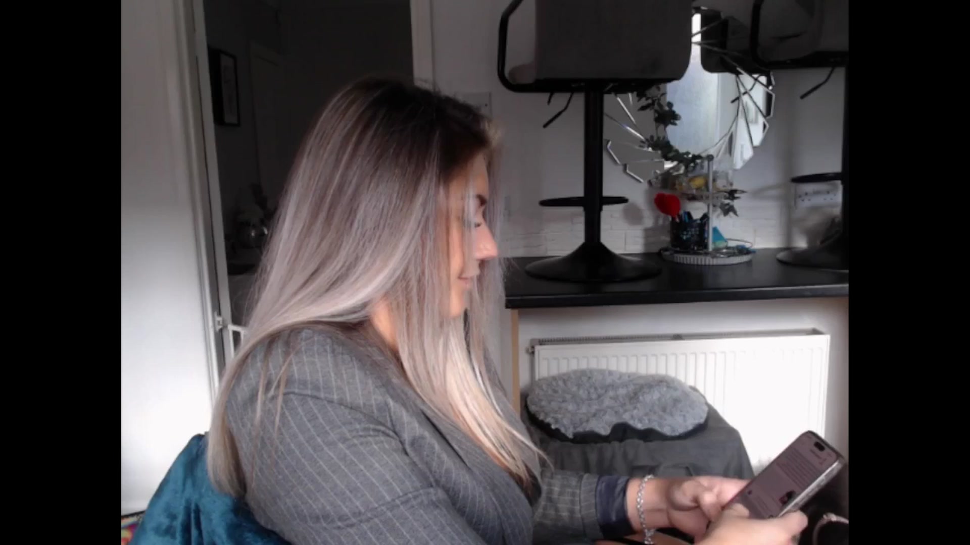 Gallery image thumbnail from LovelyLucy25's myfreecams stream on, 03/14/2025, 09:48 image 14 of 20