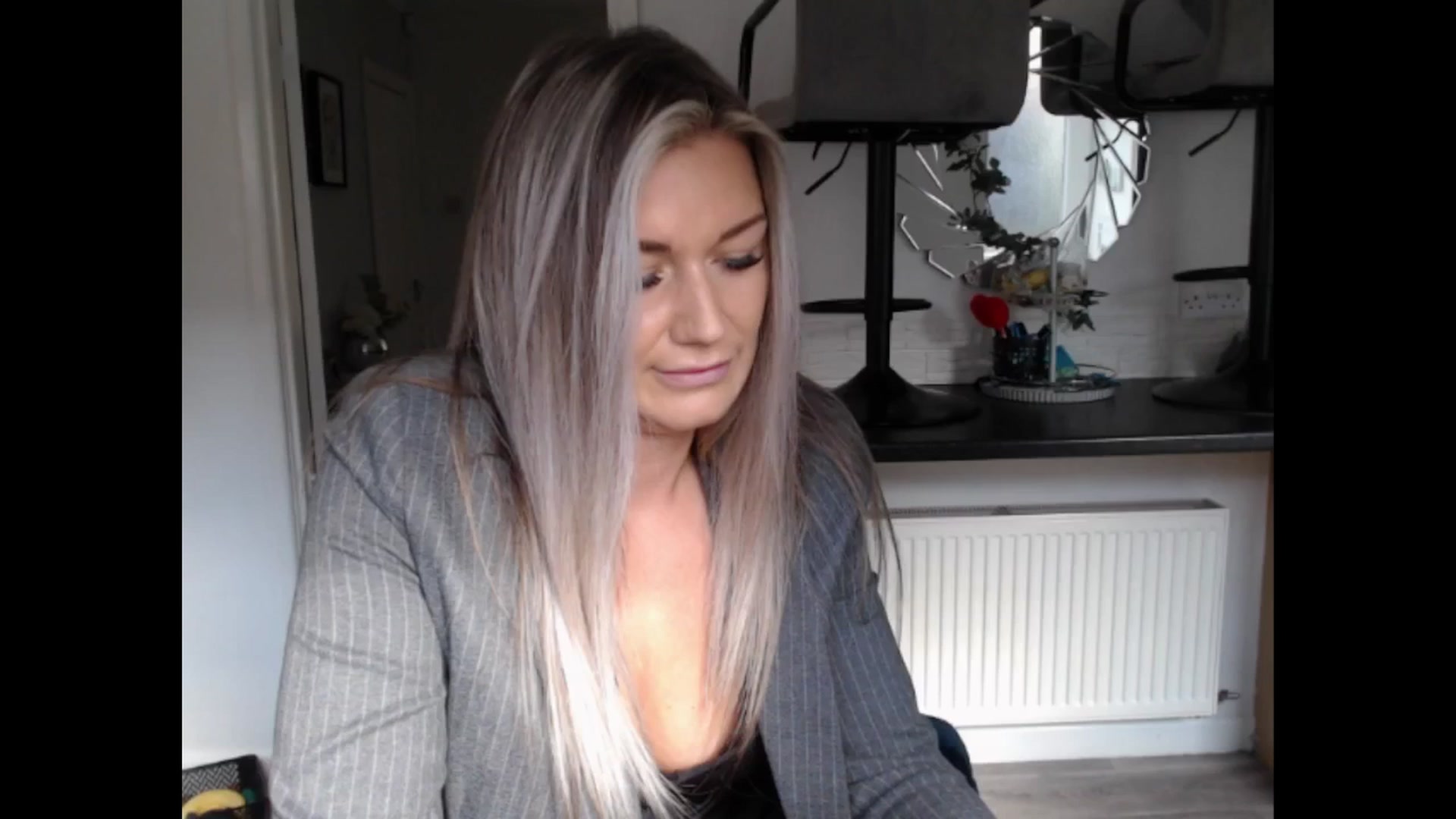 Gallery image thumbnail from LovelyLucy25's myfreecams stream on, 03/14/2025, 10:46 image 11 of 20