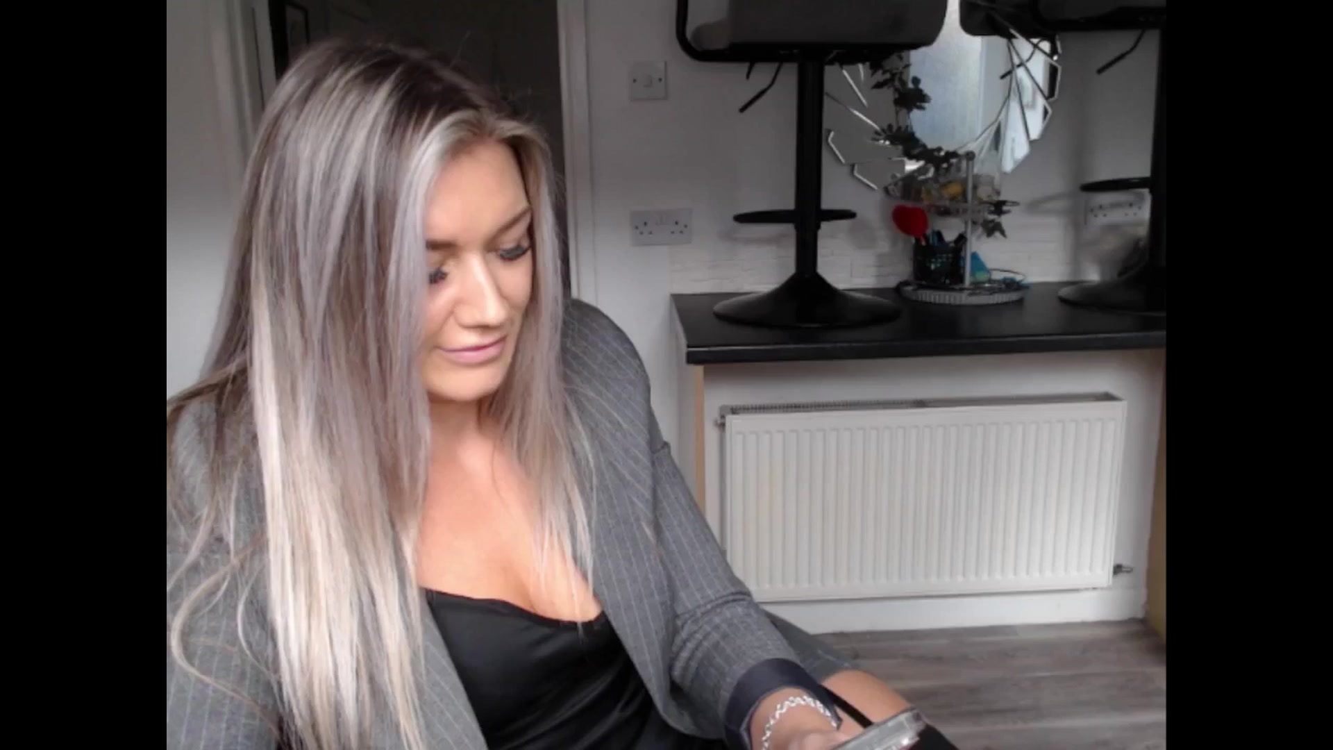 Gallery image thumbnail from LovelyLucy25's myfreecams stream on, 03/14/2025, 10:46 image 2 of 20