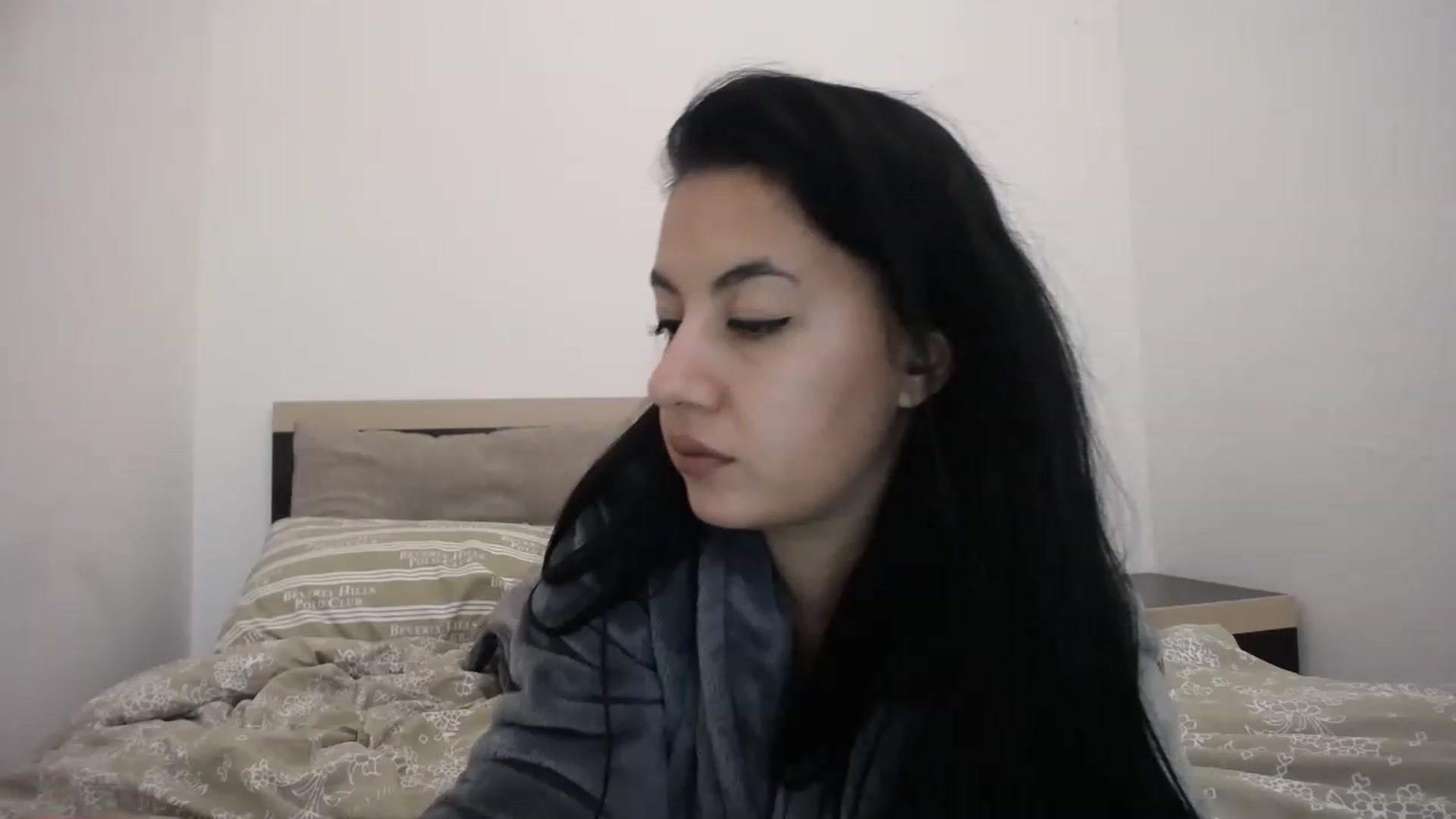 Gallery image thumbnail from LovelyMaria99's myfreecams stream on, 12/06/2022, 13:21 image 17 of 20