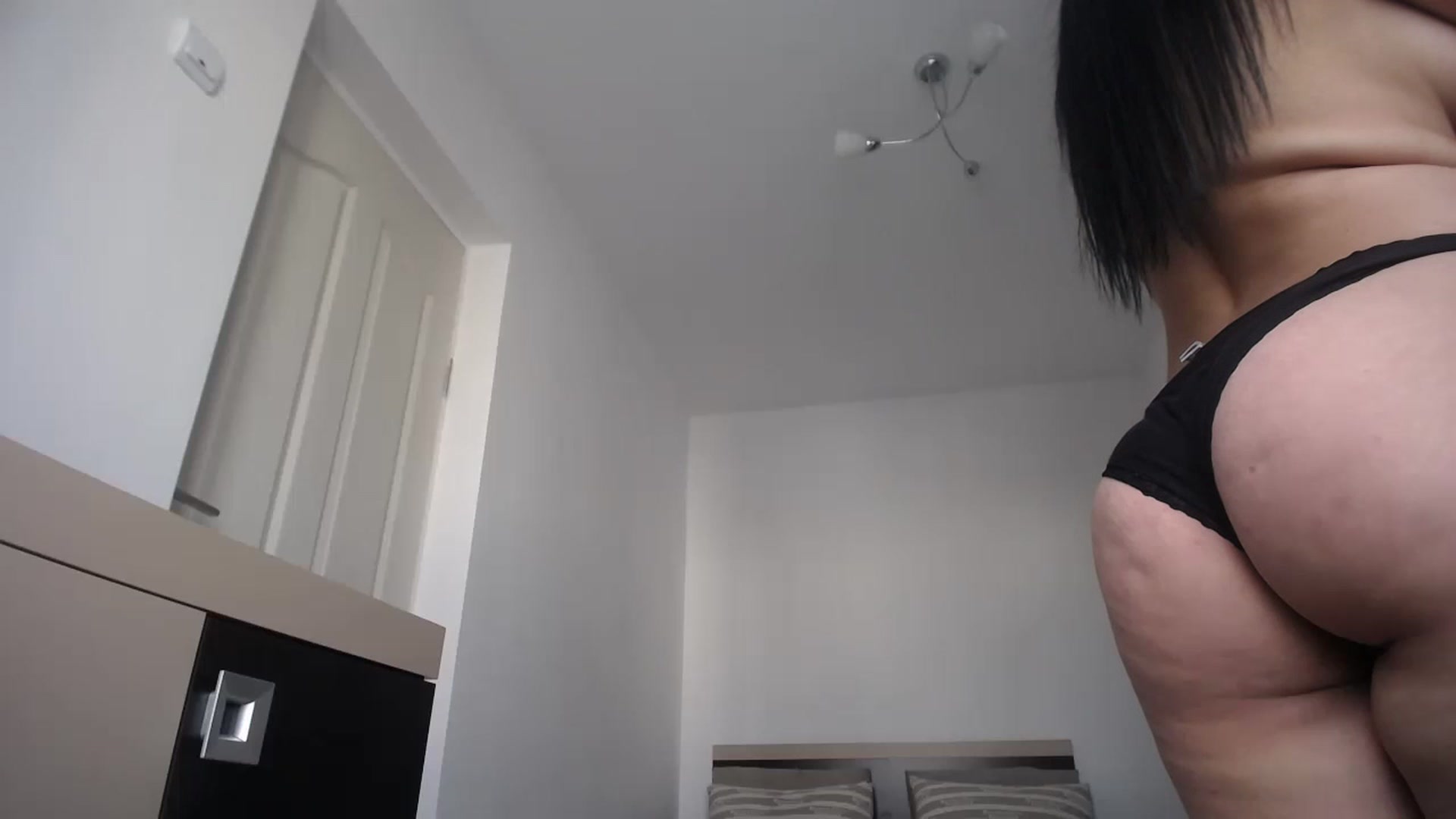 Gallery image thumbnail from LovelyMaria99's myfreecams stream on, 02/02/2023, 13:39 image 18 of 20