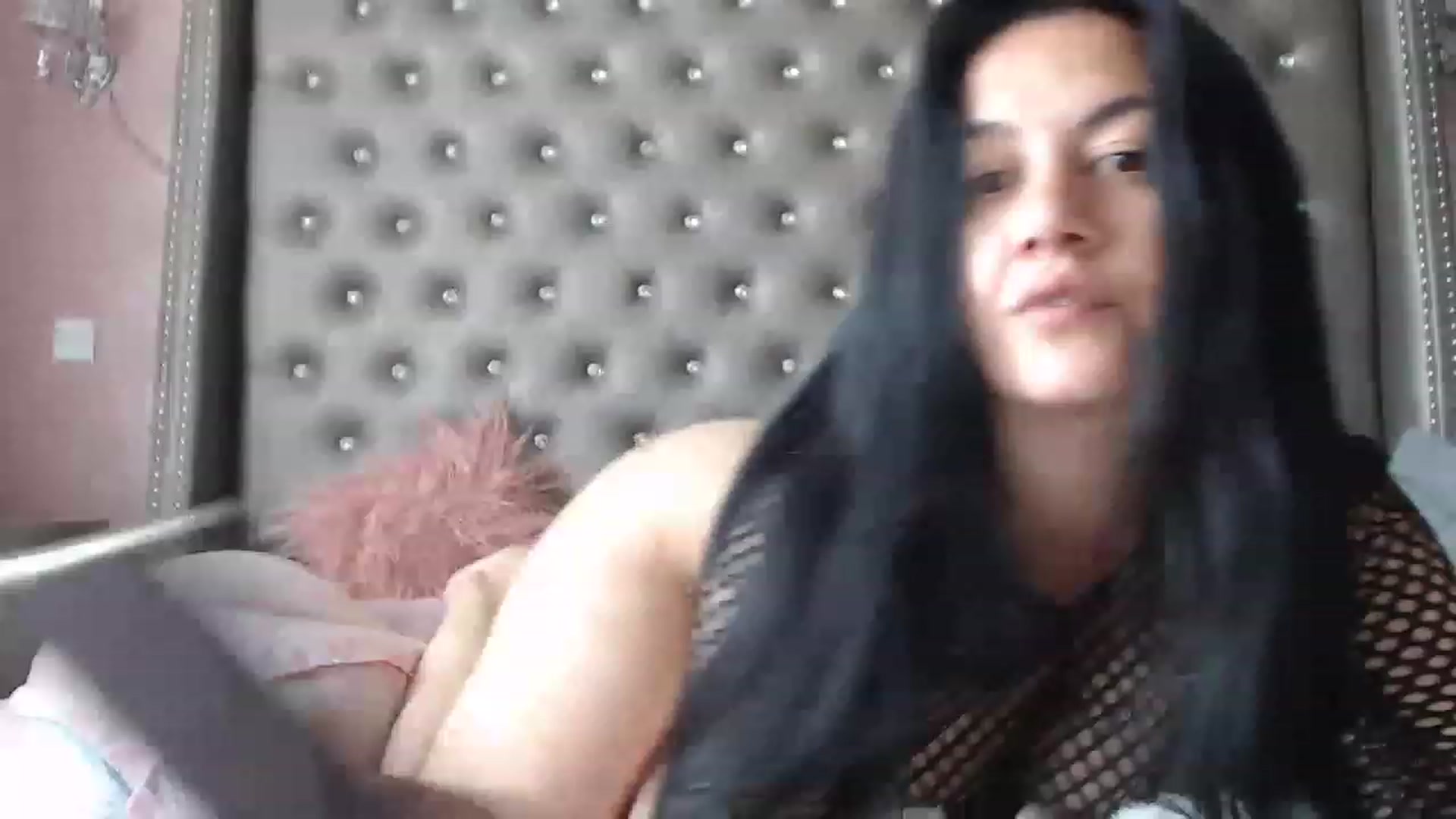 Gallery image thumbnail from LovelyMaria99's myfreecams stream on, 06/09/2023, 12:37 image 7 of 20