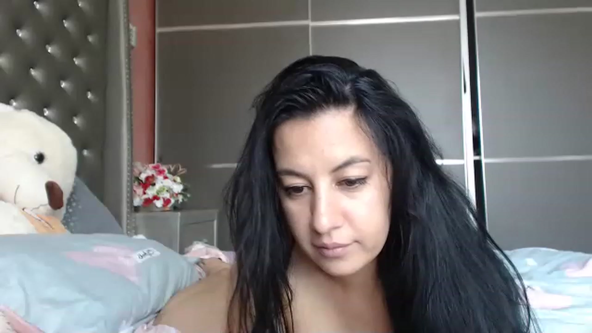 Gallery image thumbnail from LovelyMaria99's myfreecams stream on, 06/21/2023, 11:20 image 8 of 20