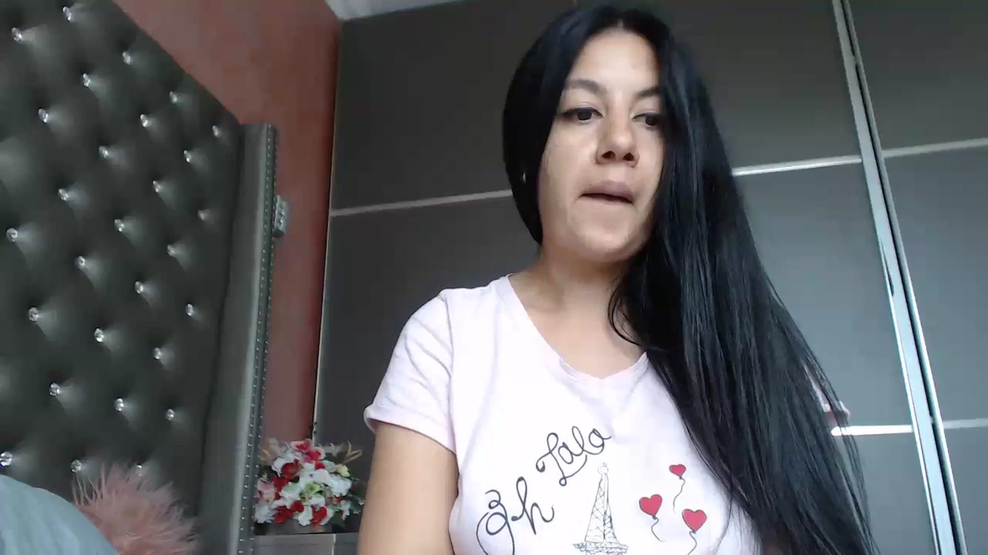 Gallery image thumbnail from LovelyMaria99's myfreecams stream on, 06/29/2023, 12:42 image 10 of 20