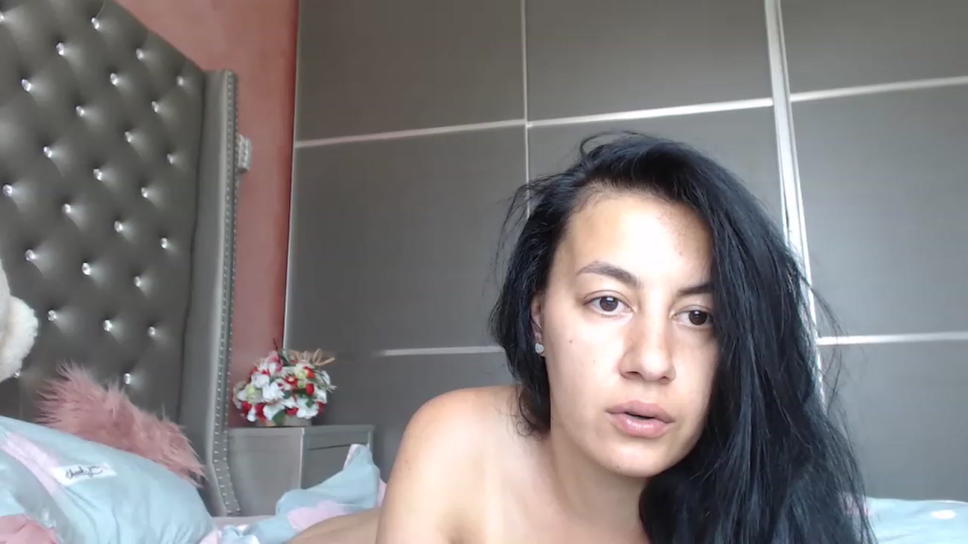 Gallery image thumbnail from LovelyMaria99's myfreecams stream on, 07/19/2023, 11:06 image 19 of 20