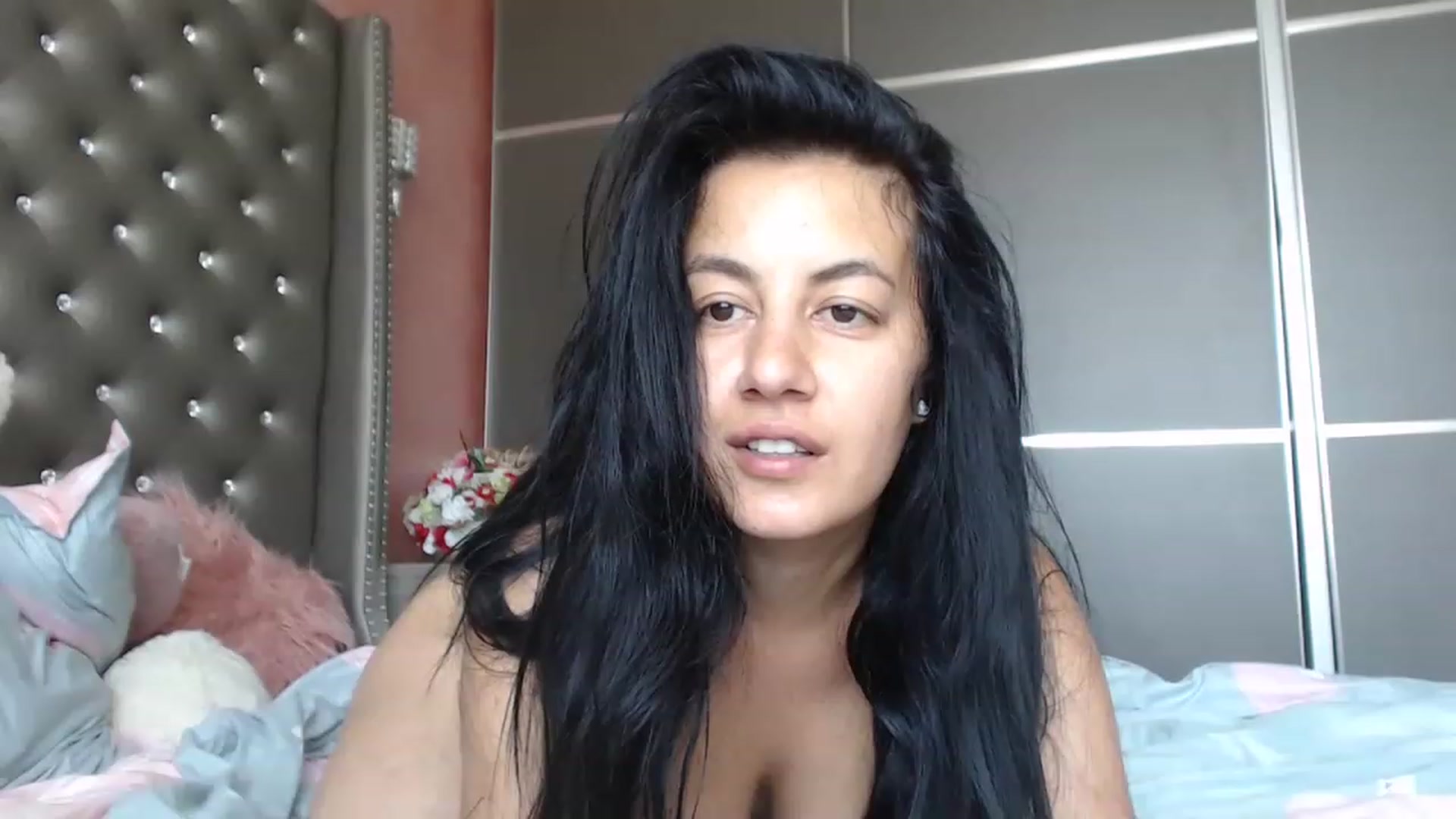 Gallery image thumbnail from LovelyMaria99's myfreecams stream on, 07/19/2023, 11:51 image 5 of 20