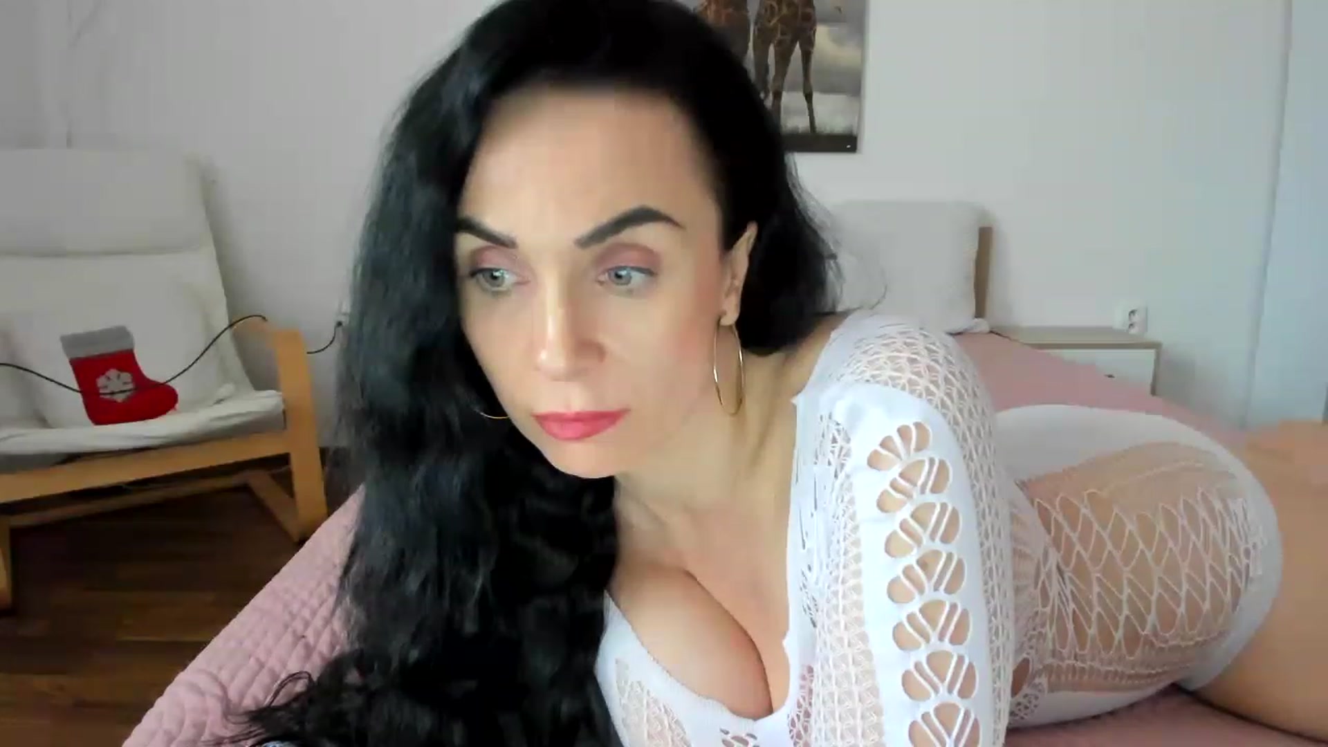 Gallery image thumbnail from LovelyVendy's myfreecams stream on, 03/30/2023, 13:50 image 19 of 20