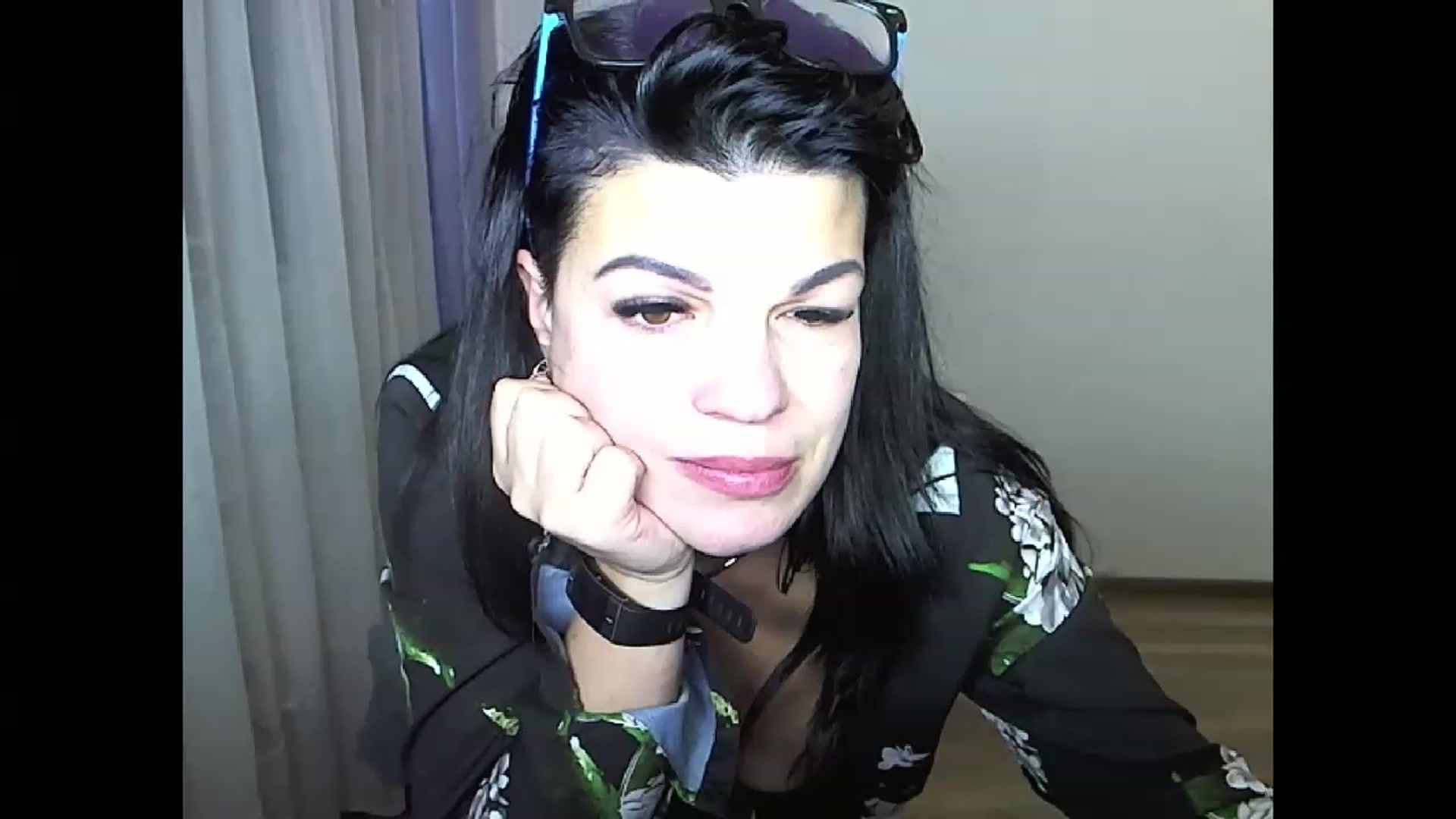Gallery image thumbnail from Lovely_34EE's myfreecams stream on, 11/14/2022, 16:36 image 14 of 20