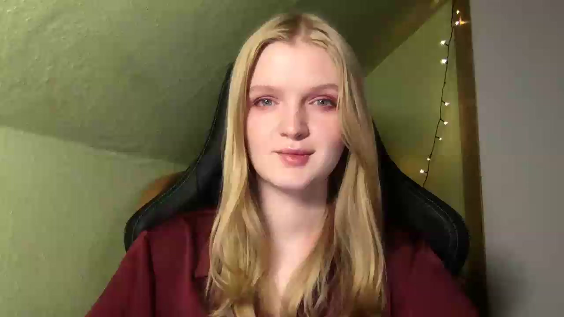 Gallery image thumbnail from Lovely_Ari's myfreecams stream on, 08/28/2026, 21:21 image 1 of 20