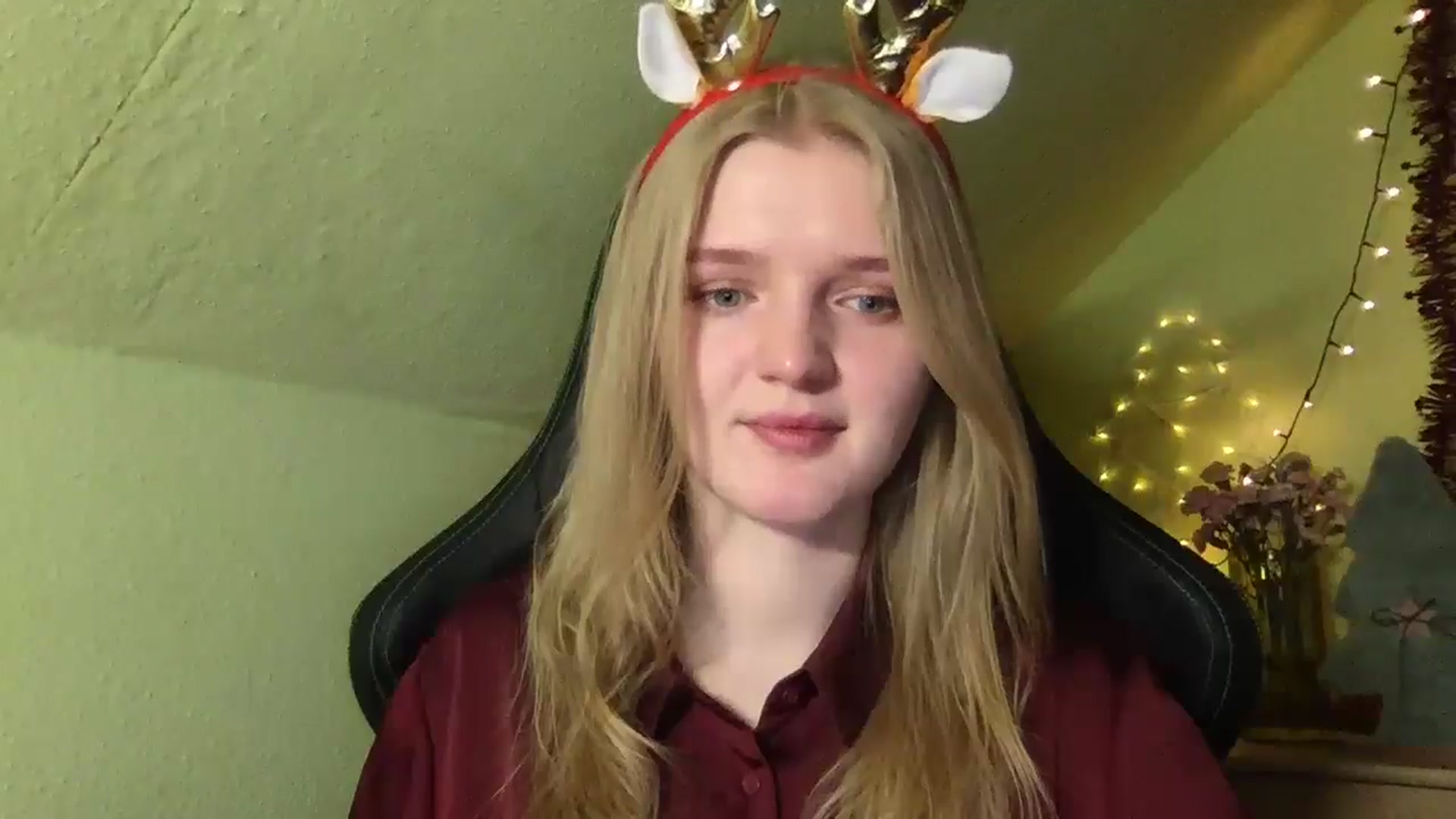 Gallery image thumbnail from Lovely_Kitten's myfreecams stream on, 12/25/2025, 17:18 image 2 of 20