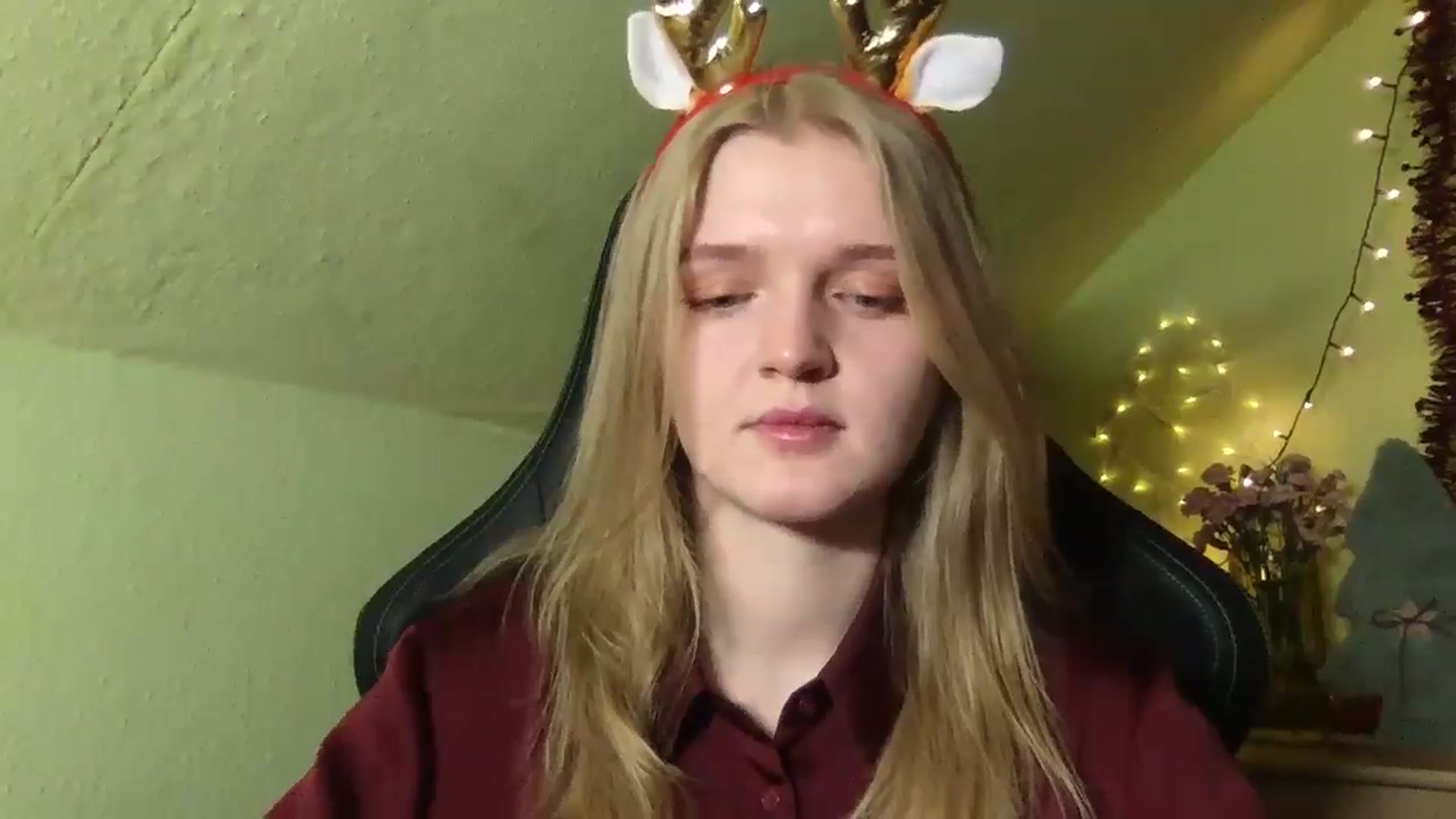 Gallery image thumbnail from Lovely_Kitten's myfreecams stream on, 12/25/2025, 17:18 image 11 of 20
