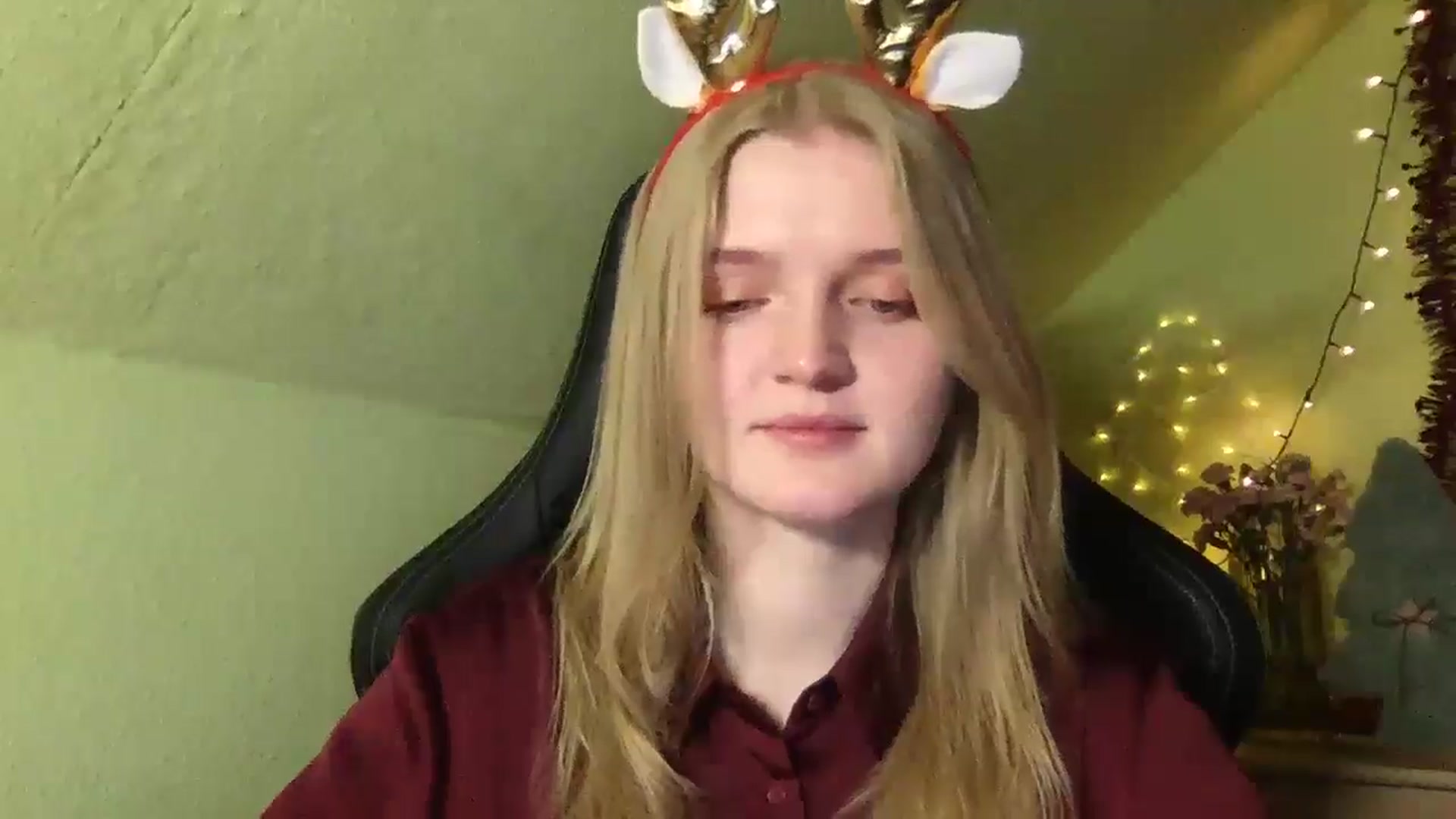Gallery image thumbnail from Lovely_Kitten's myfreecams stream on, 12/25/2025, 17:18 image 10 of 20