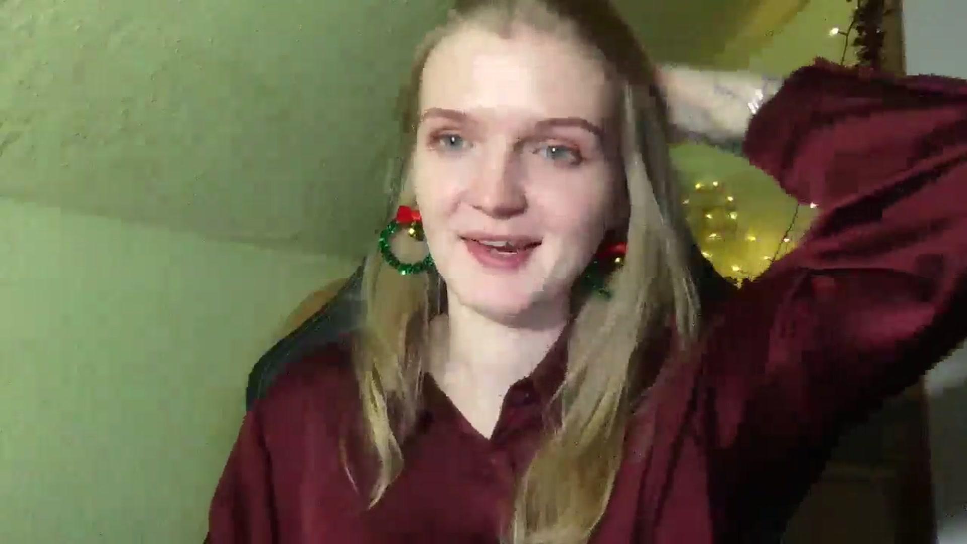 Gallery image thumbnail from Lovely_Kitten's myfreecams stream on, 12/25/2025, 20:32 image 13 of 20