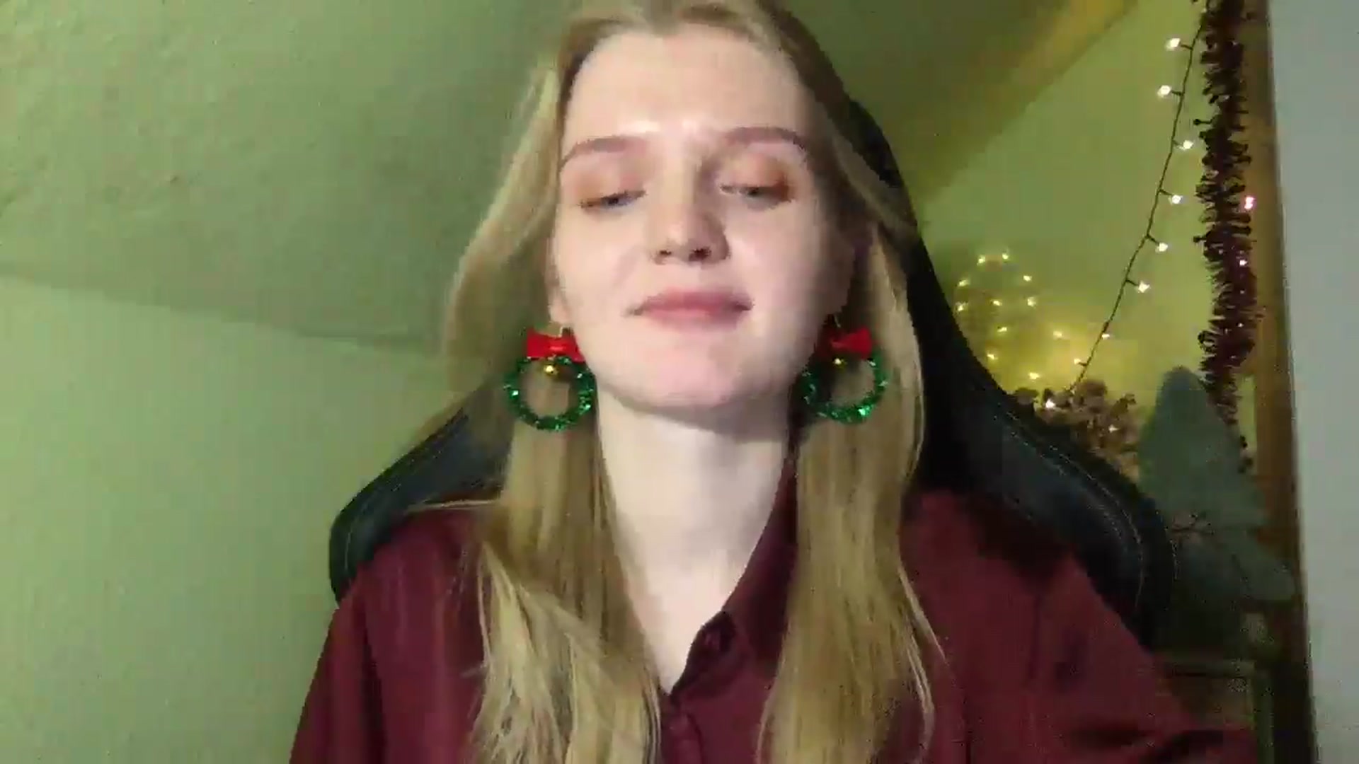 Gallery image thumbnail from Lovely_Kitten's myfreecams stream on, 12/25/2025, 22:26 image 12 of 20