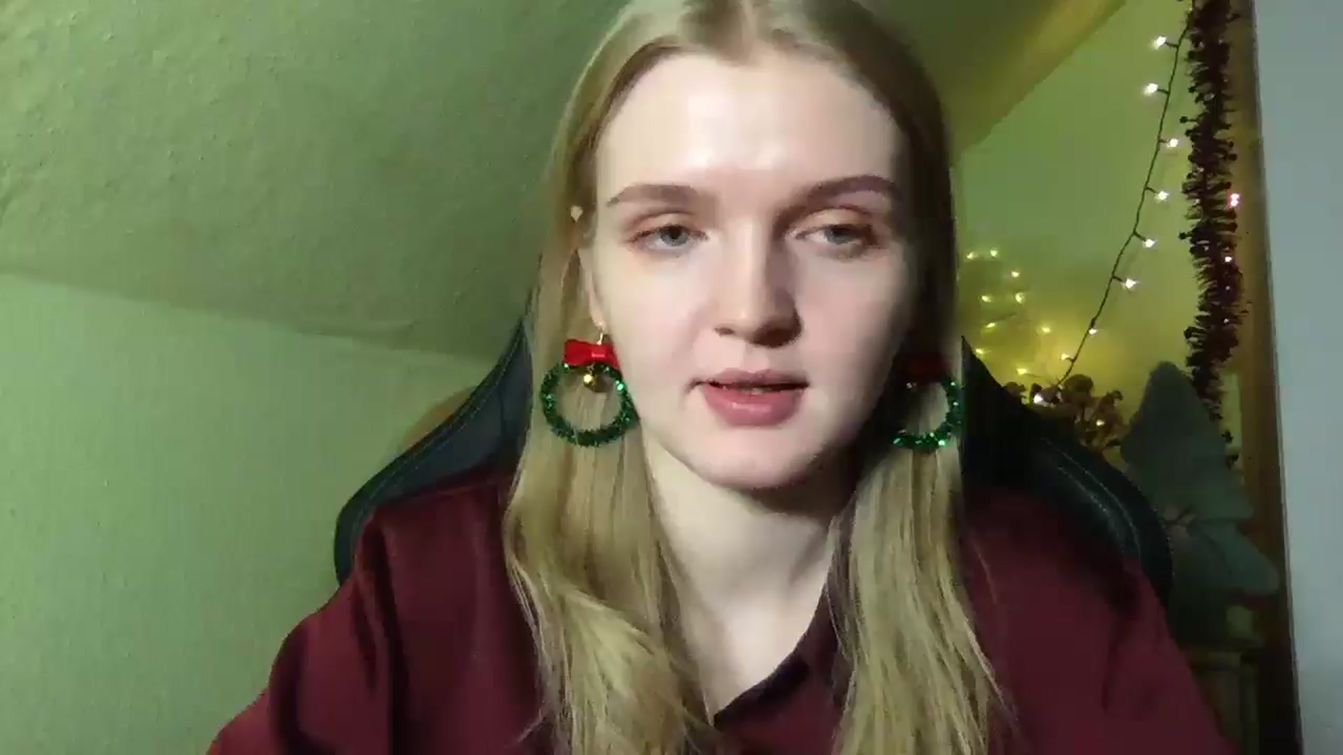 Gallery image thumbnail from Lovely_Kitten's myfreecams stream on, 12/25/2025, 22:26 image 9 of 20
