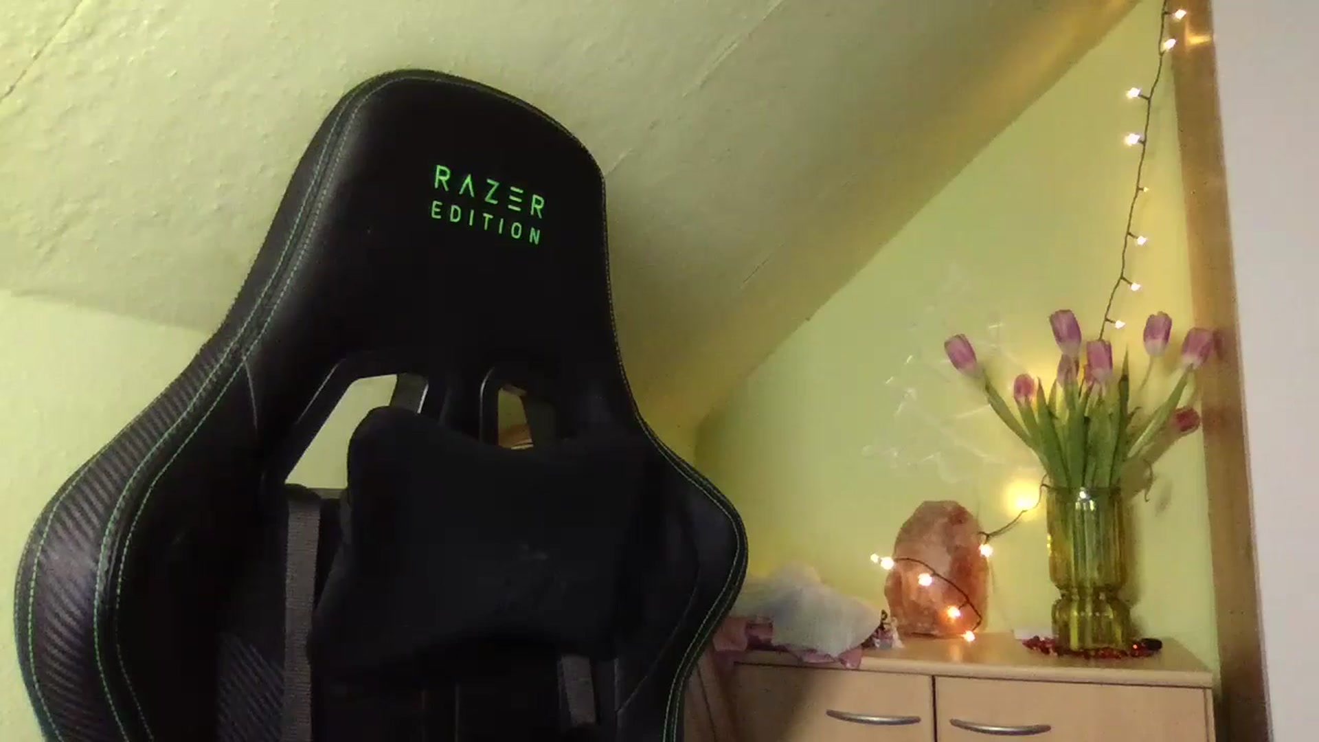 Gallery image thumbnail from Lovely_Kitten's myfreecams stream on, 02/17/2026, 16:03 image 5 of 20