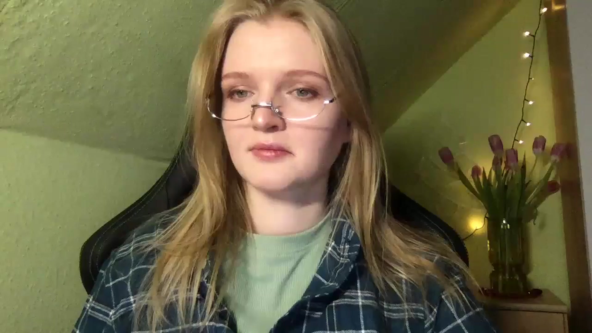 Gallery image thumbnail from Lovely_Kitten's myfreecams stream on, 02/17/2026, 16:03 image 3 of 20