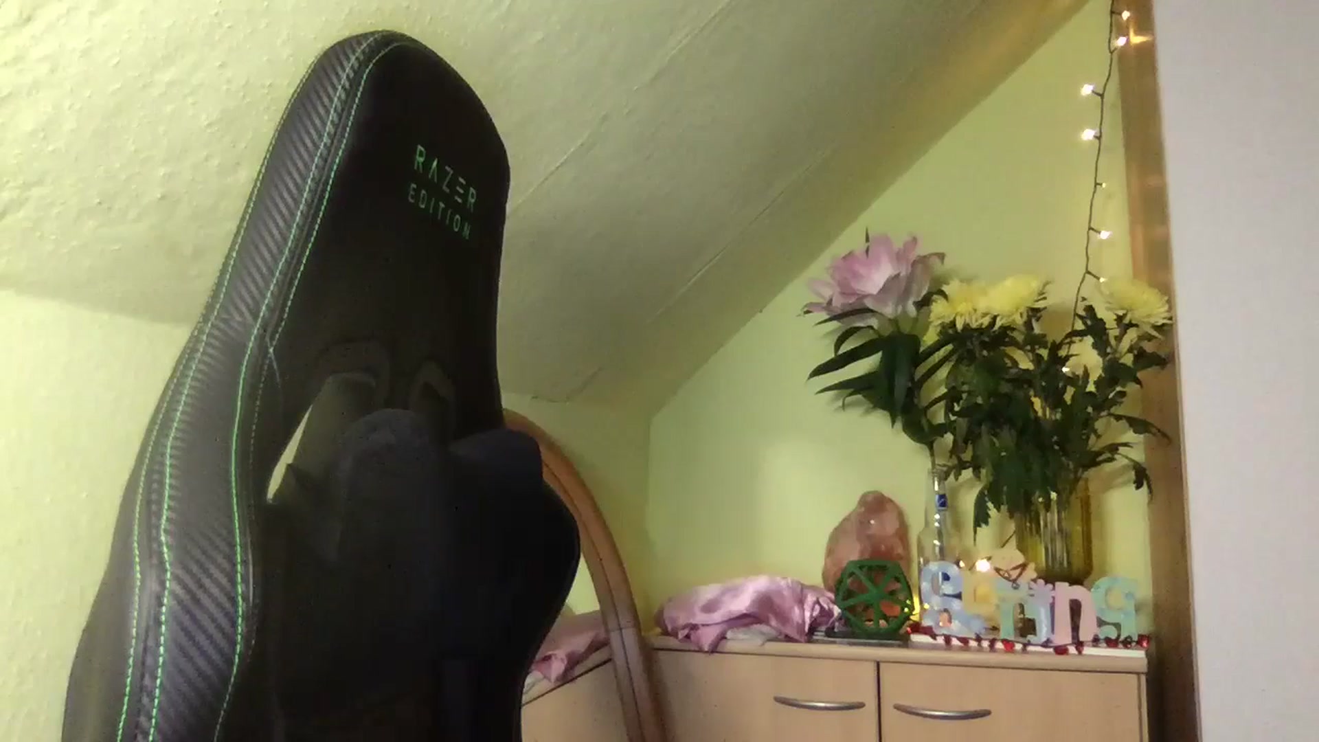 Gallery image thumbnail from Lovely_Kitten's myfreecams stream on, 05/04/2026, 21:45 image 7 of 20