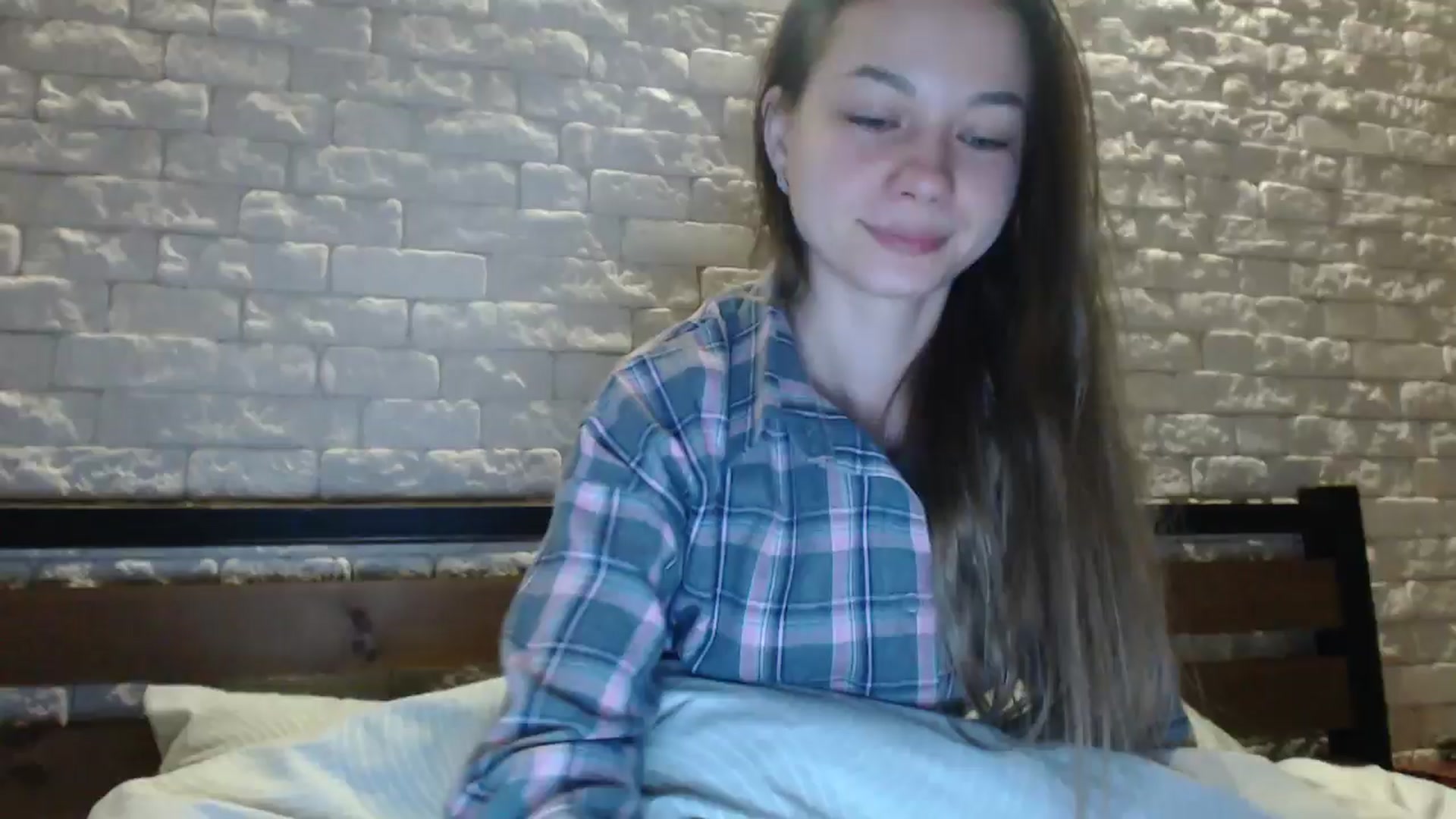 Gallery image thumbnail from Lovely_Nata's myfreecams stream on, 04/19/2026, 22:19 image 1 of 20