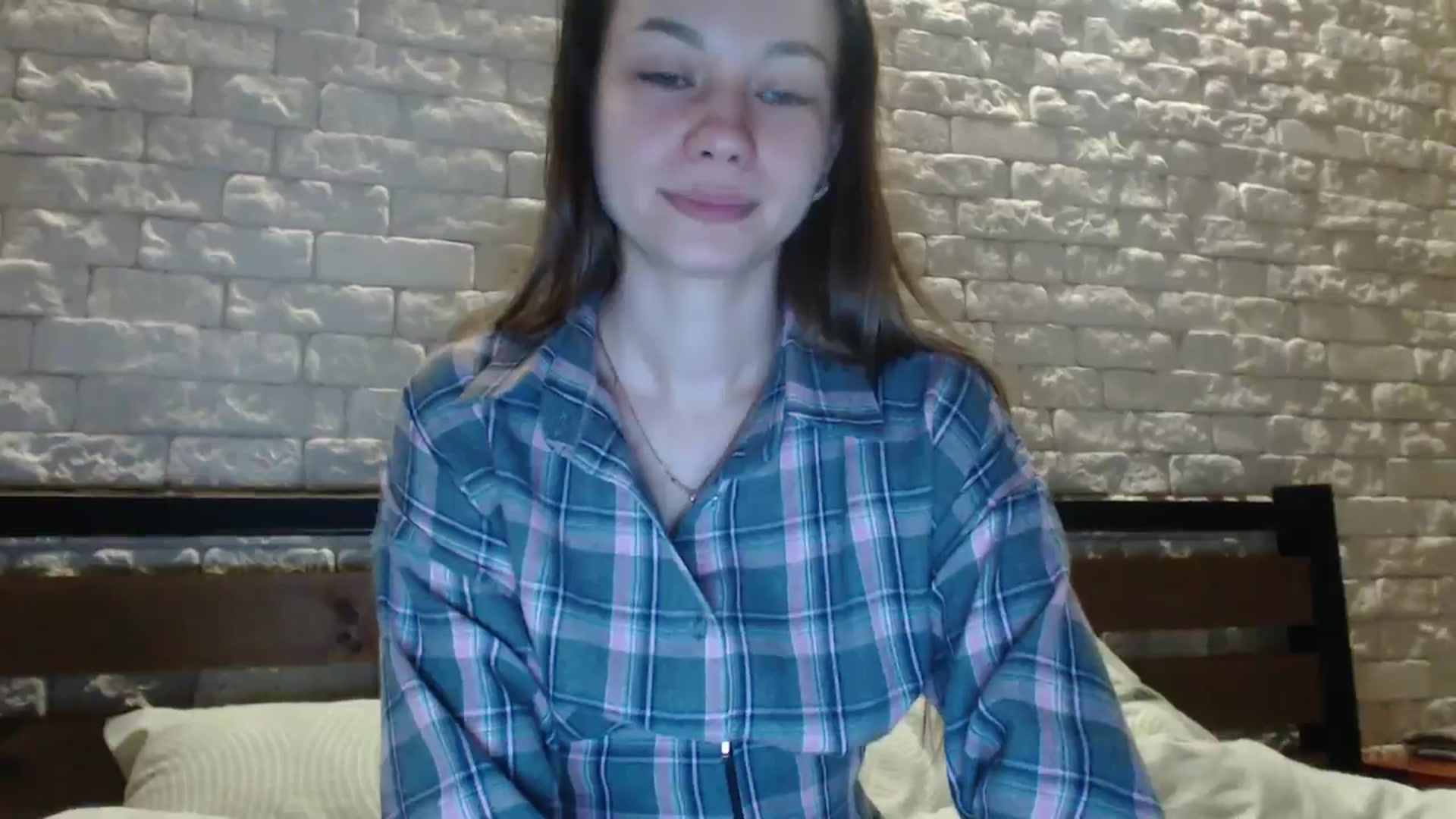 Gallery image thumbnail from Lovely_Nata's myfreecams stream on, 04/19/2026, 22:19 image 17 of 20