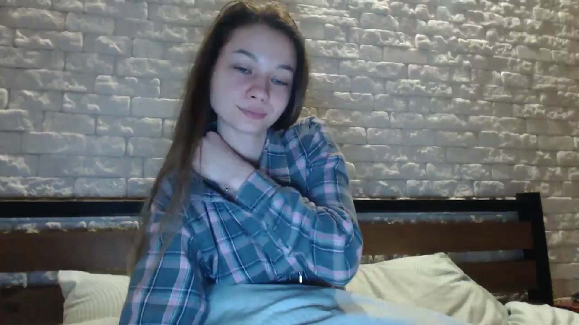 Gallery image thumbnail from Lovely_Nata's myfreecams stream on, 04/19/2026, 22:19 image 3 of 20