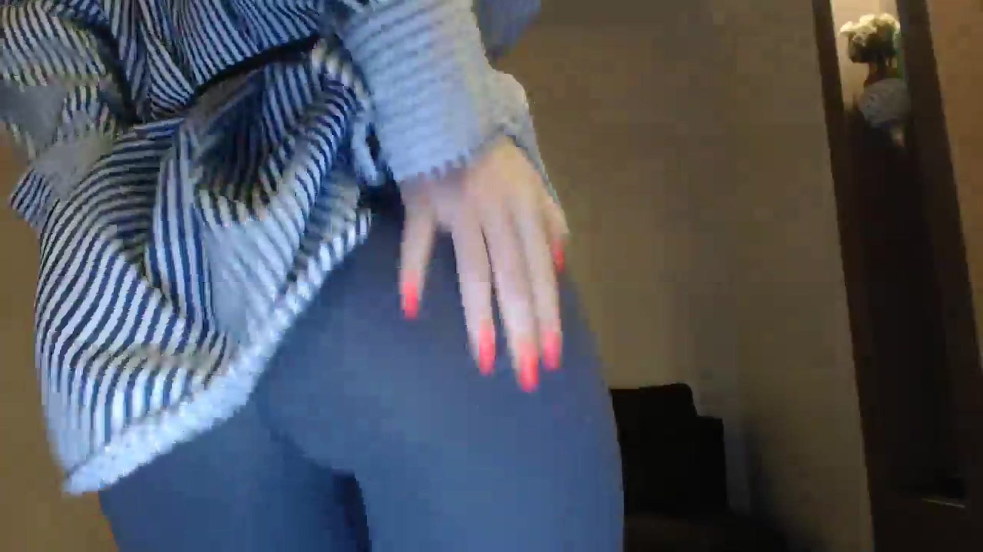 Gallery image thumbnail from Lovely_Nata's myfreecams stream on, 05/10/2026, 20:34 image 16 of 20