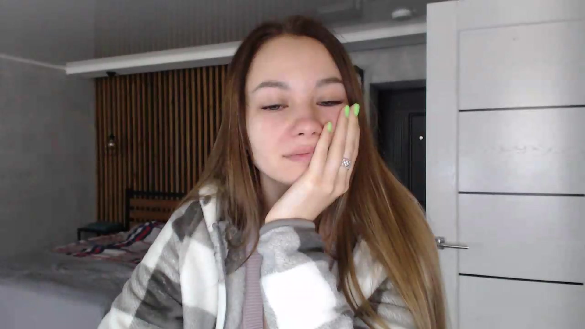 Gallery image thumbnail from Lovely_Nata's myfreecams stream on, 06/01/2026, 07:17 image 14 of 20