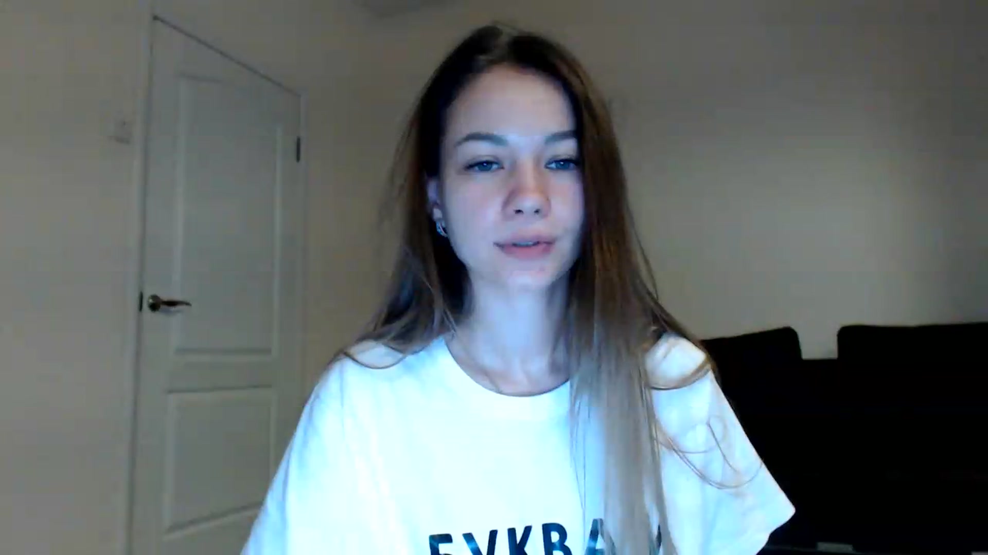 Gallery image thumbnail from Lovely_Nata's myfreecams stream on, 06/13/2026, 21:08 image 16 of 20