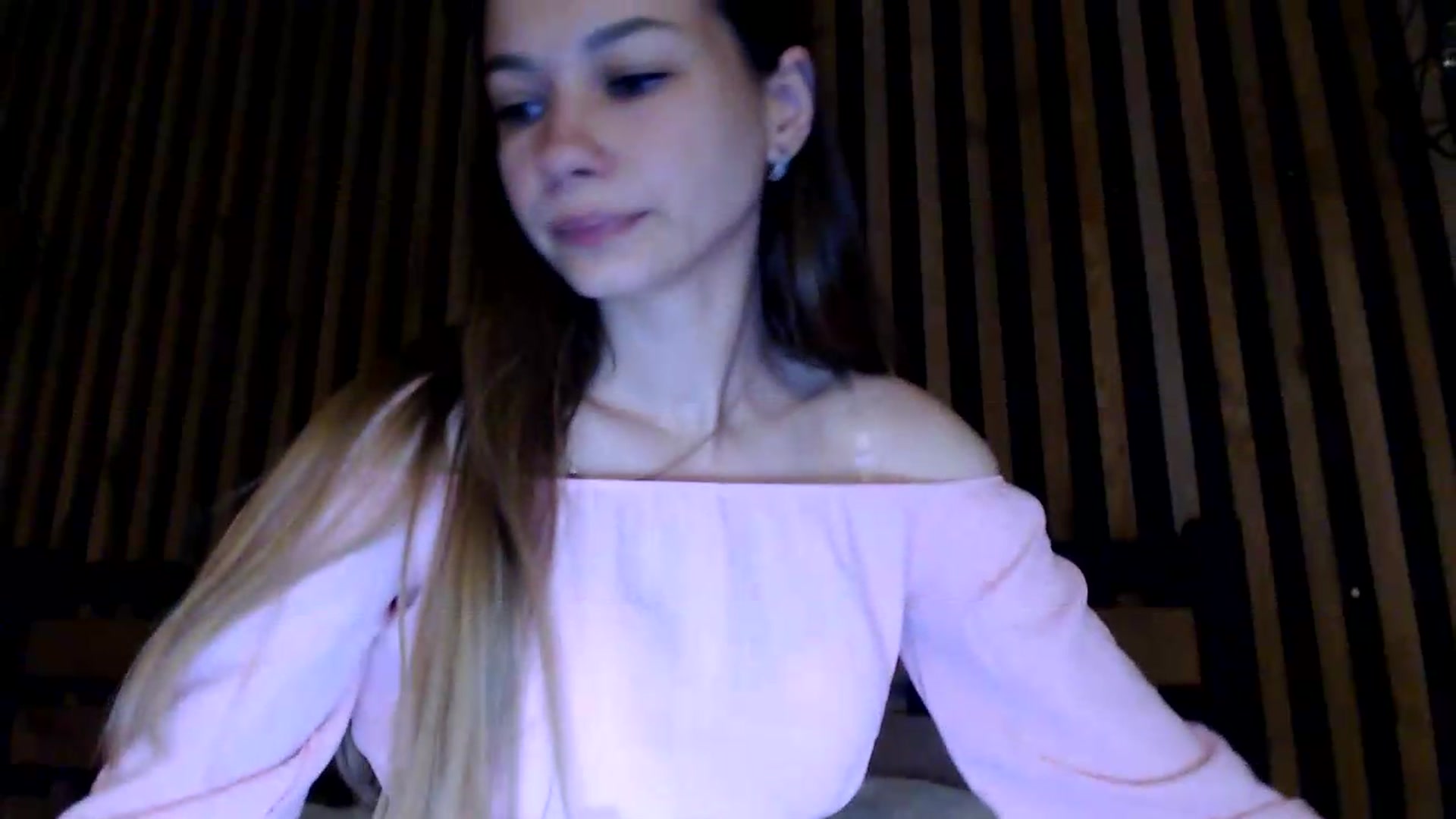 Gallery image thumbnail from Lovely_Nata's myfreecams stream on, 07/05/2026, 19:35 image 13 of 20